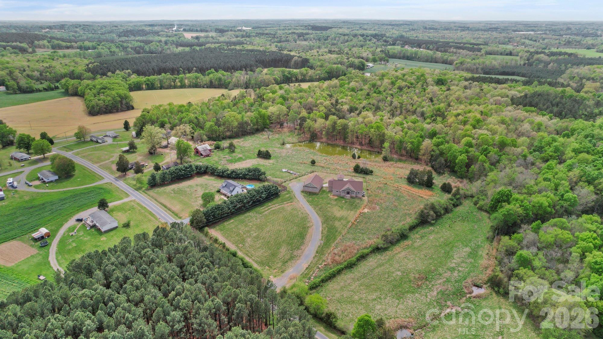 48155 Ingram Road — New London