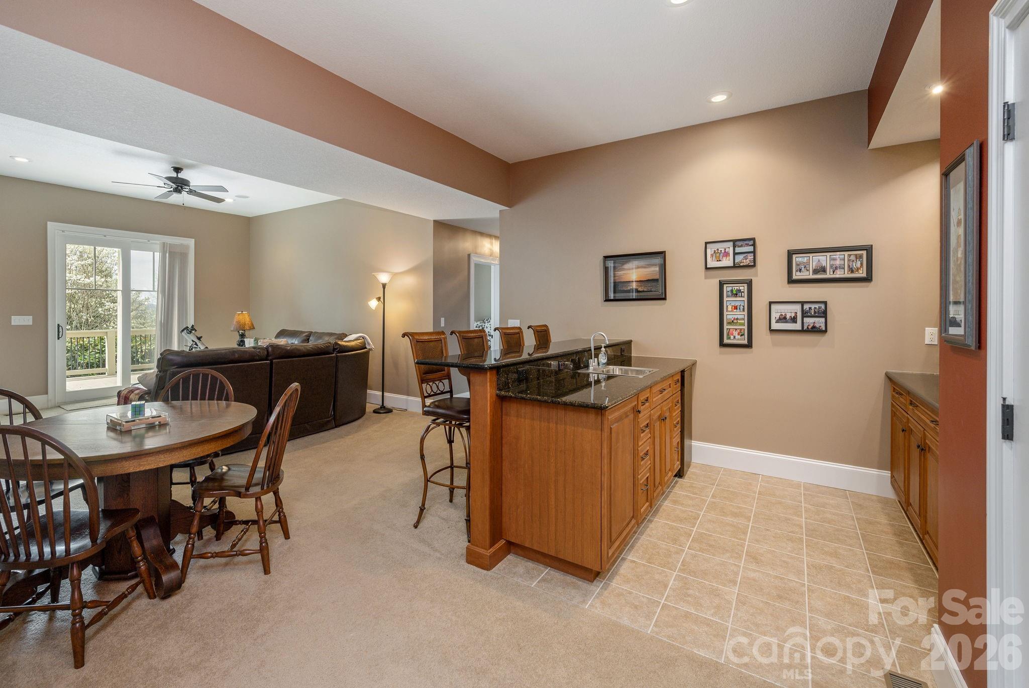 315 Crossvine Trail — Hendersonville