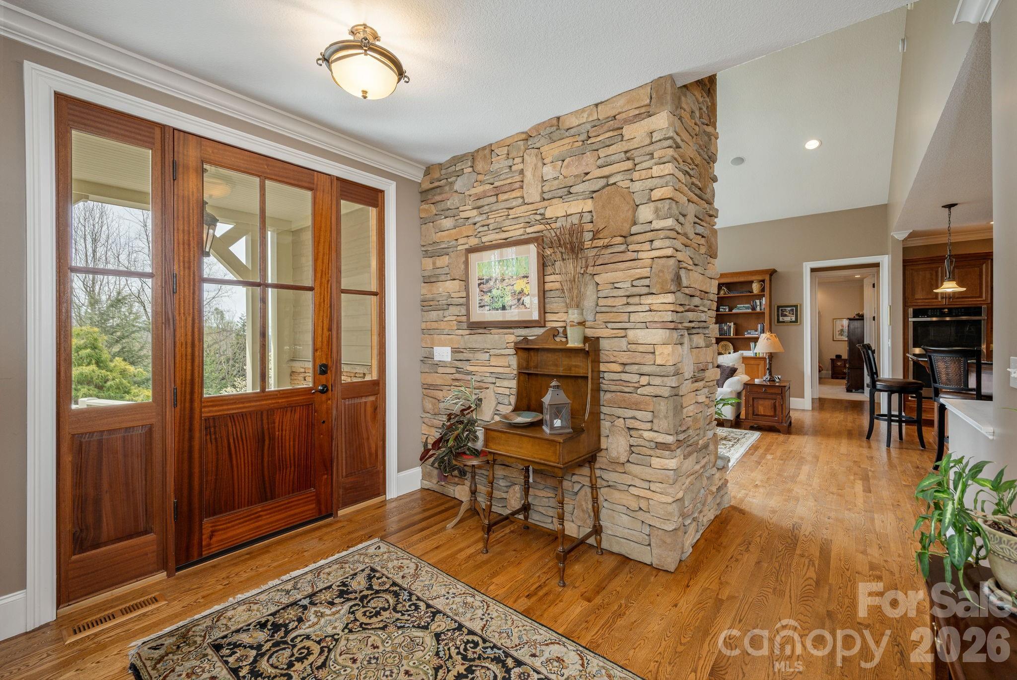 315 Crossvine Trail — Hendersonville