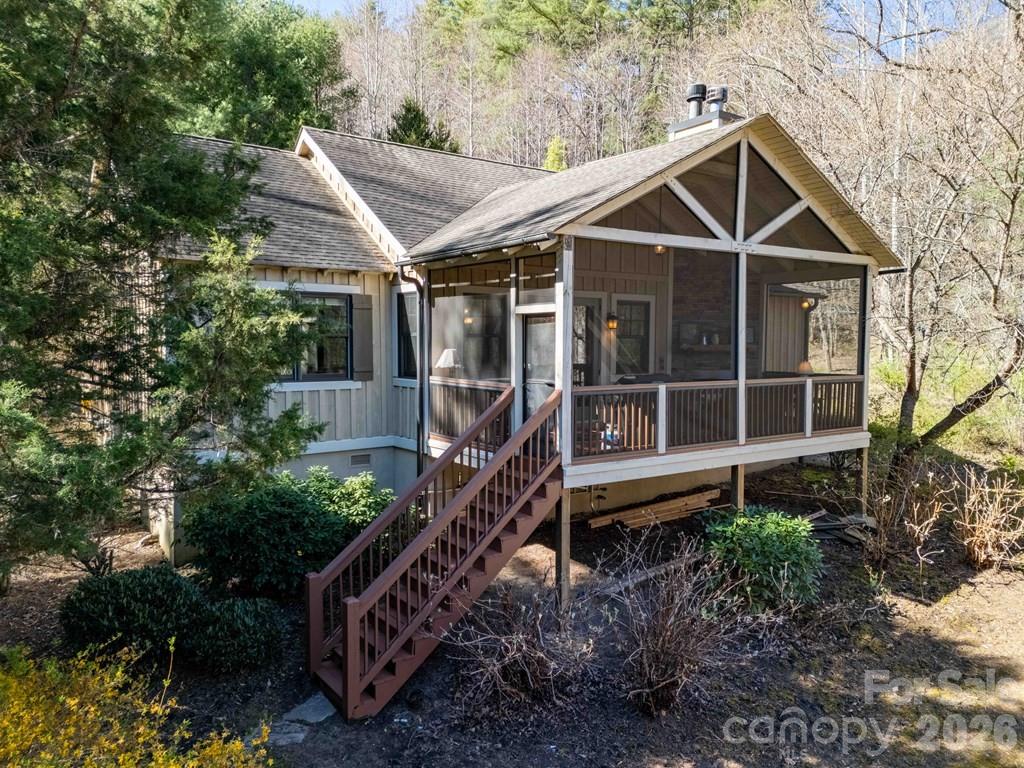 98 Mill Pond Drive — Tuckasegee