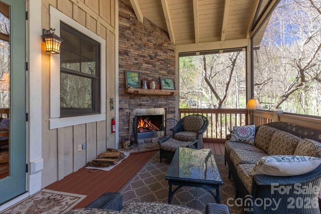 98 Mill Pond Drive — Tuckasegee