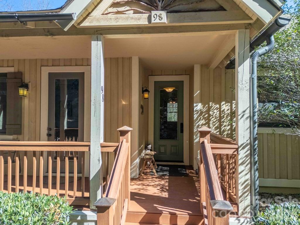 98 Mill Pond Drive — Tuckasegee