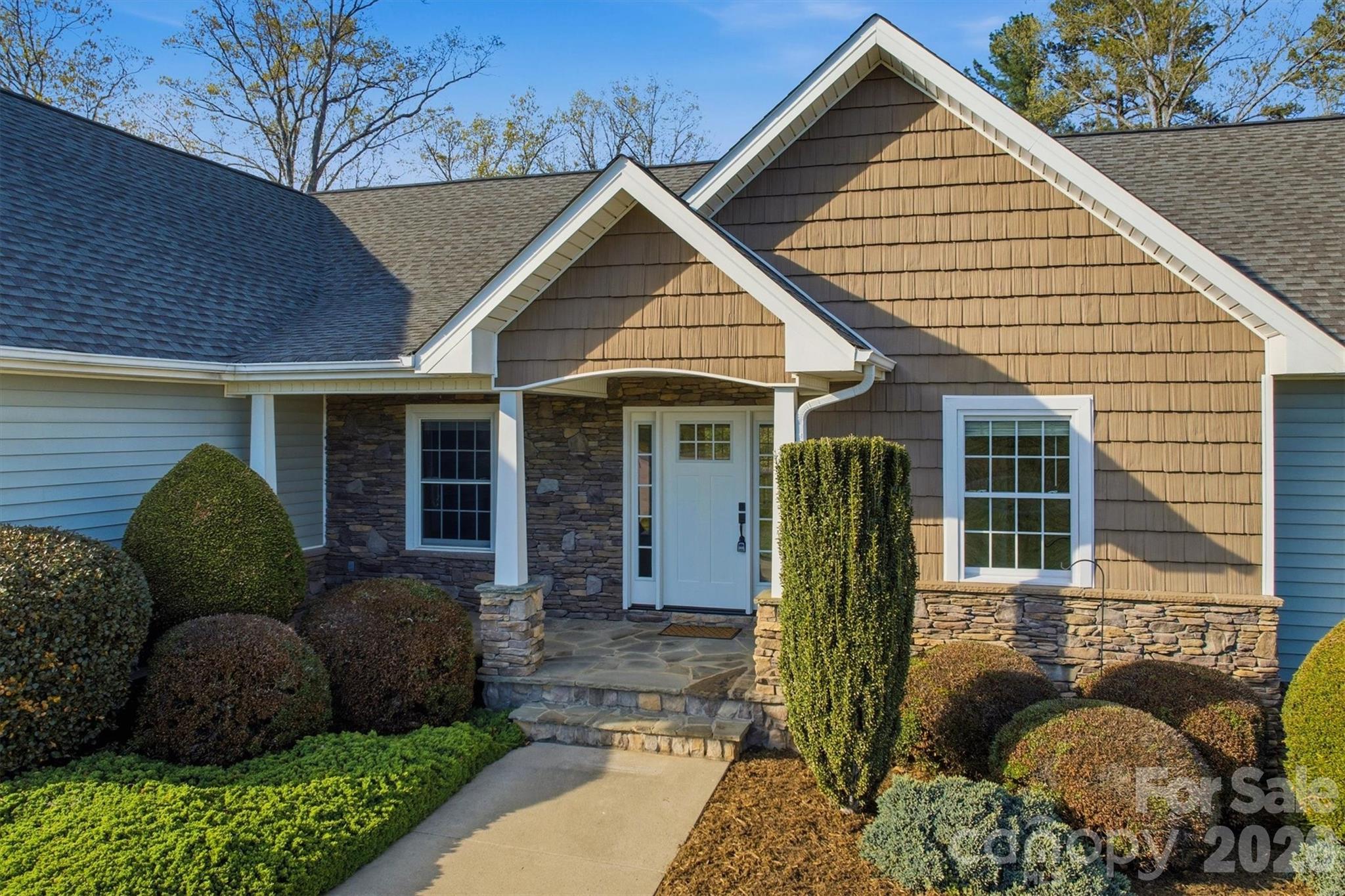 5205 South Oak Circle — Granite Falls