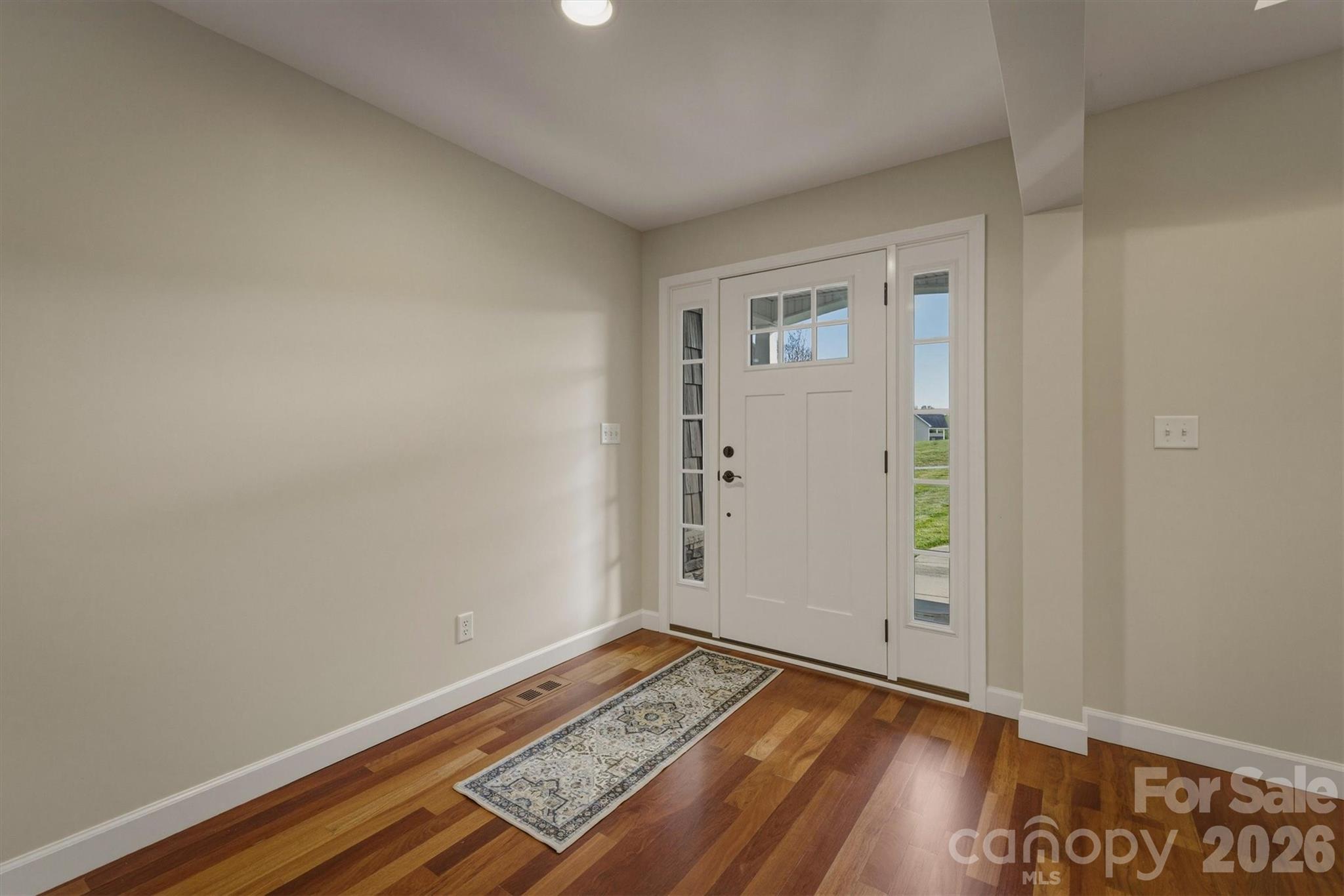 5205 South Oak Circle — Granite Falls