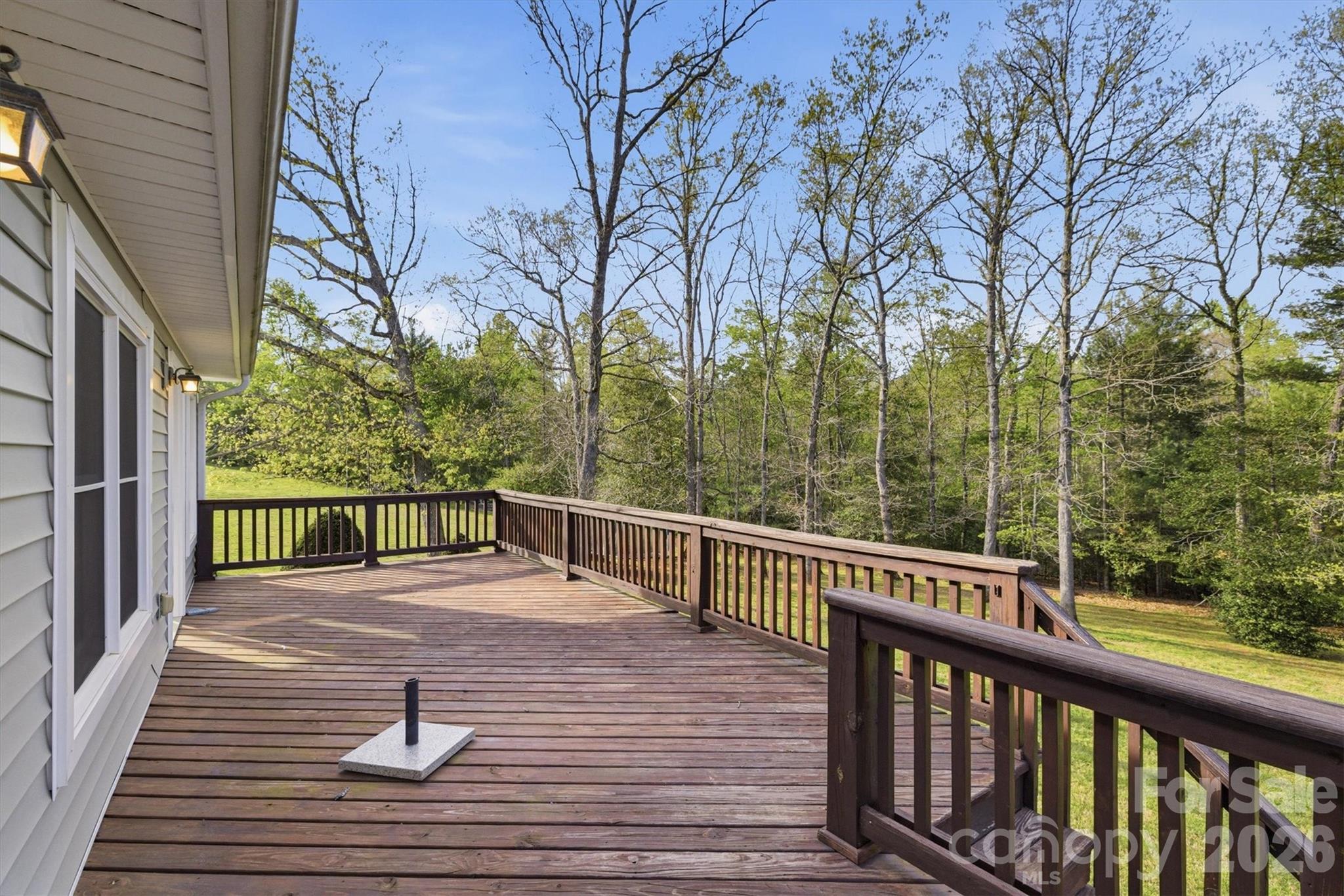 5205 South Oak Circle — Granite Falls