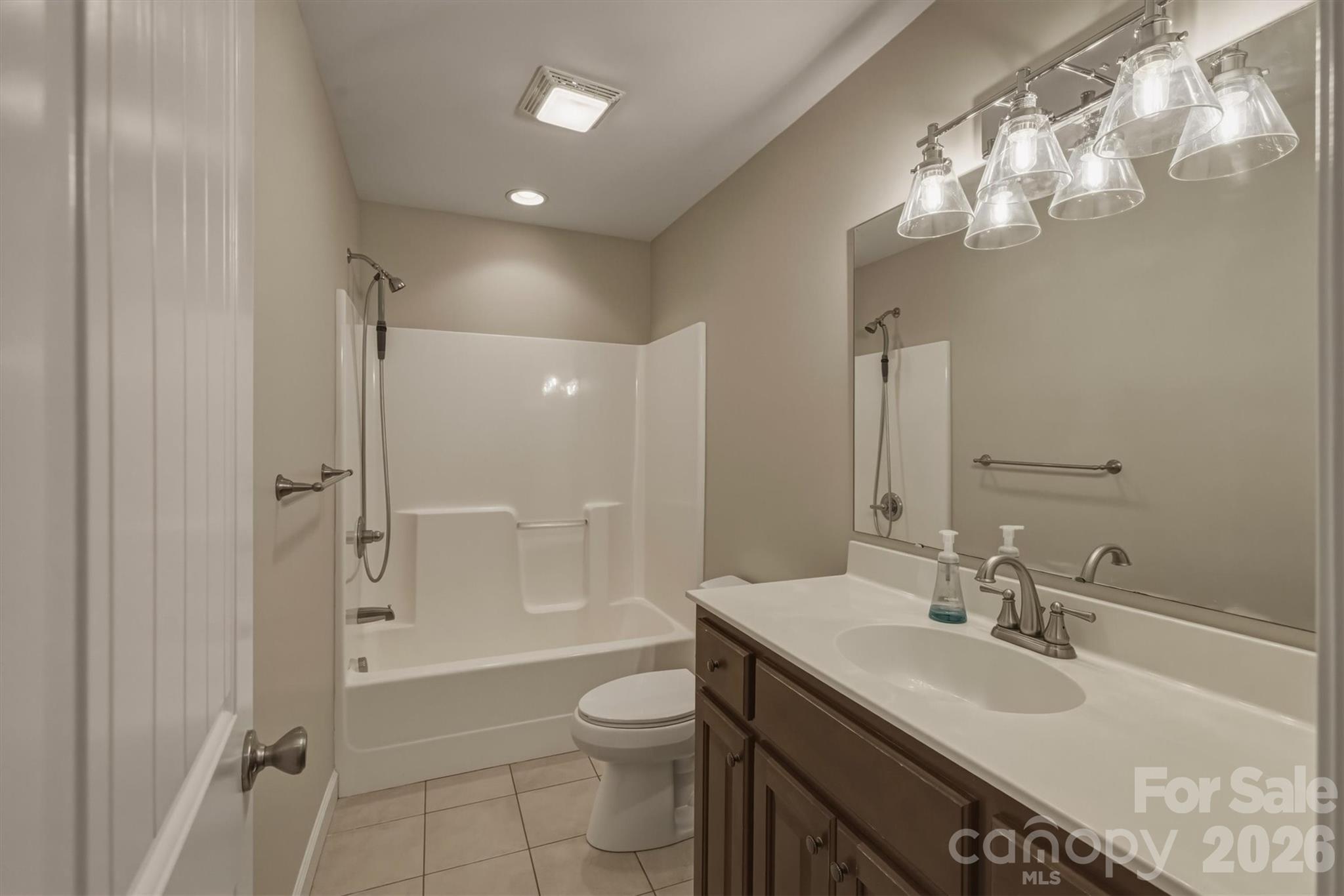 5205 South Oak Circle — Granite Falls
