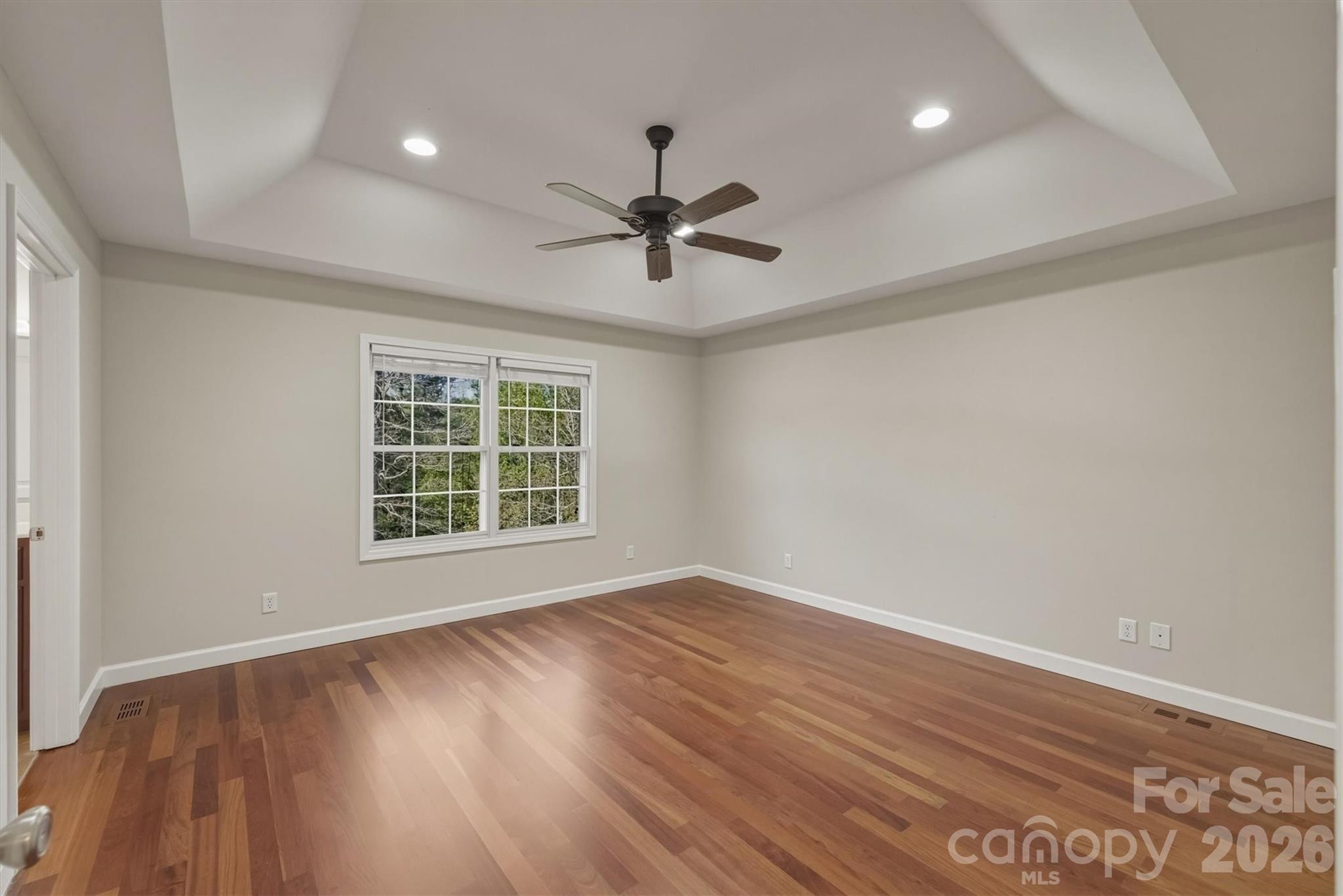 5205 South Oak Circle — Granite Falls