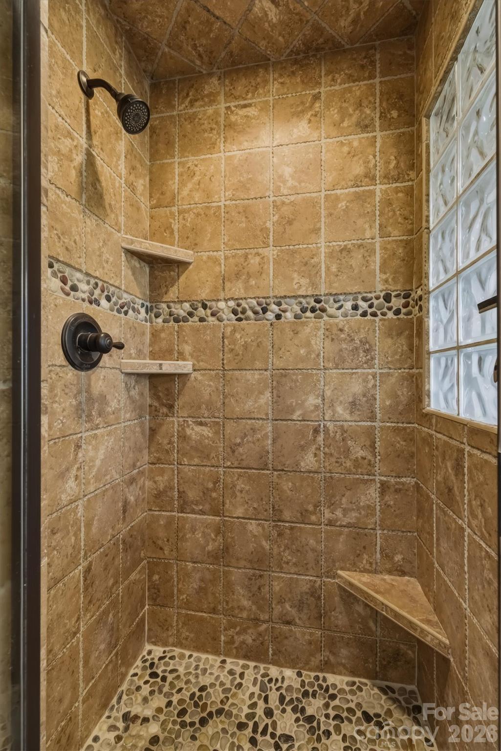 5205 South Oak Circle — Granite Falls