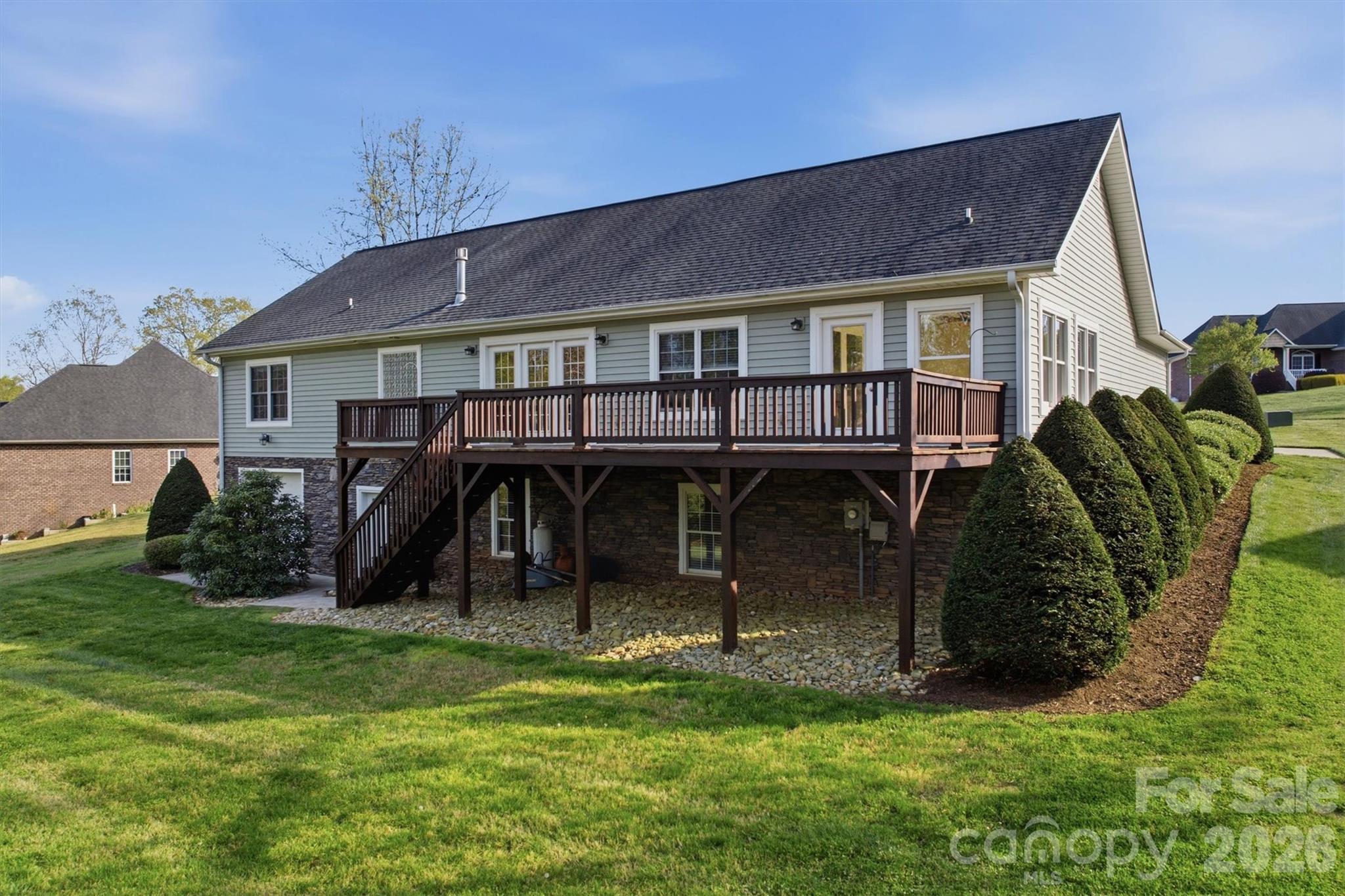 5205 South Oak Circle — Granite Falls