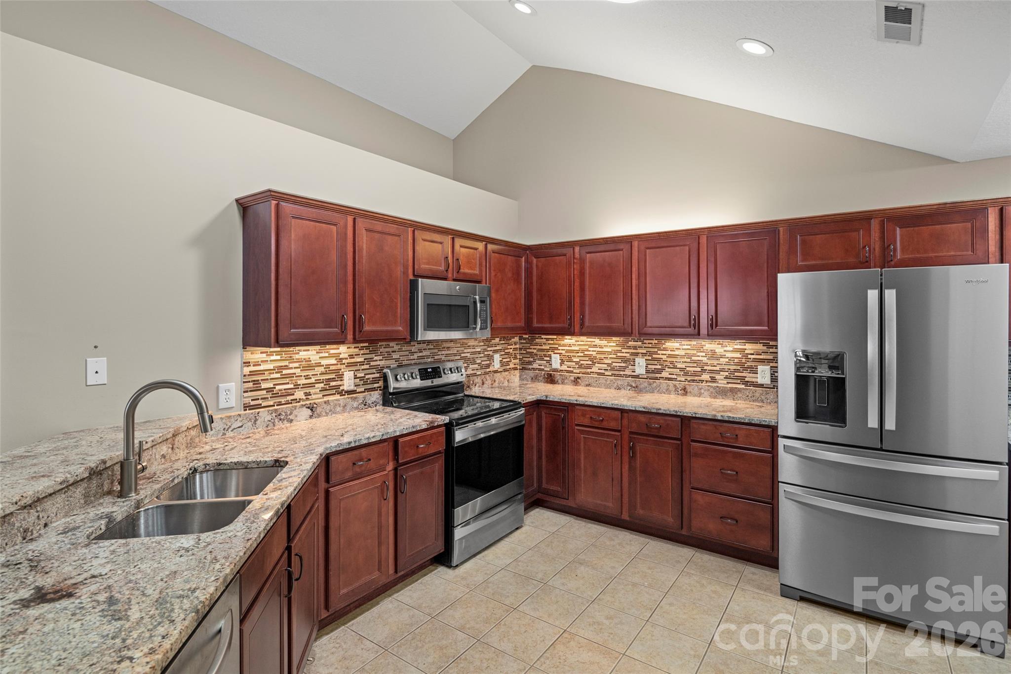 31 Braeburn Way — Flat Rock