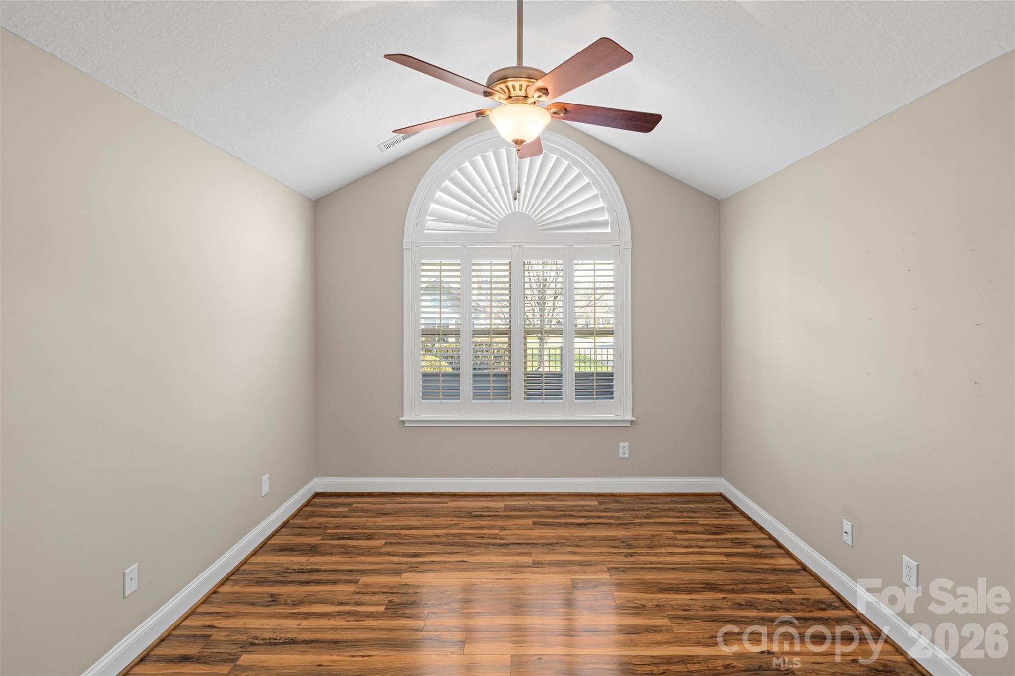31 Braeburn Way — Flat Rock
