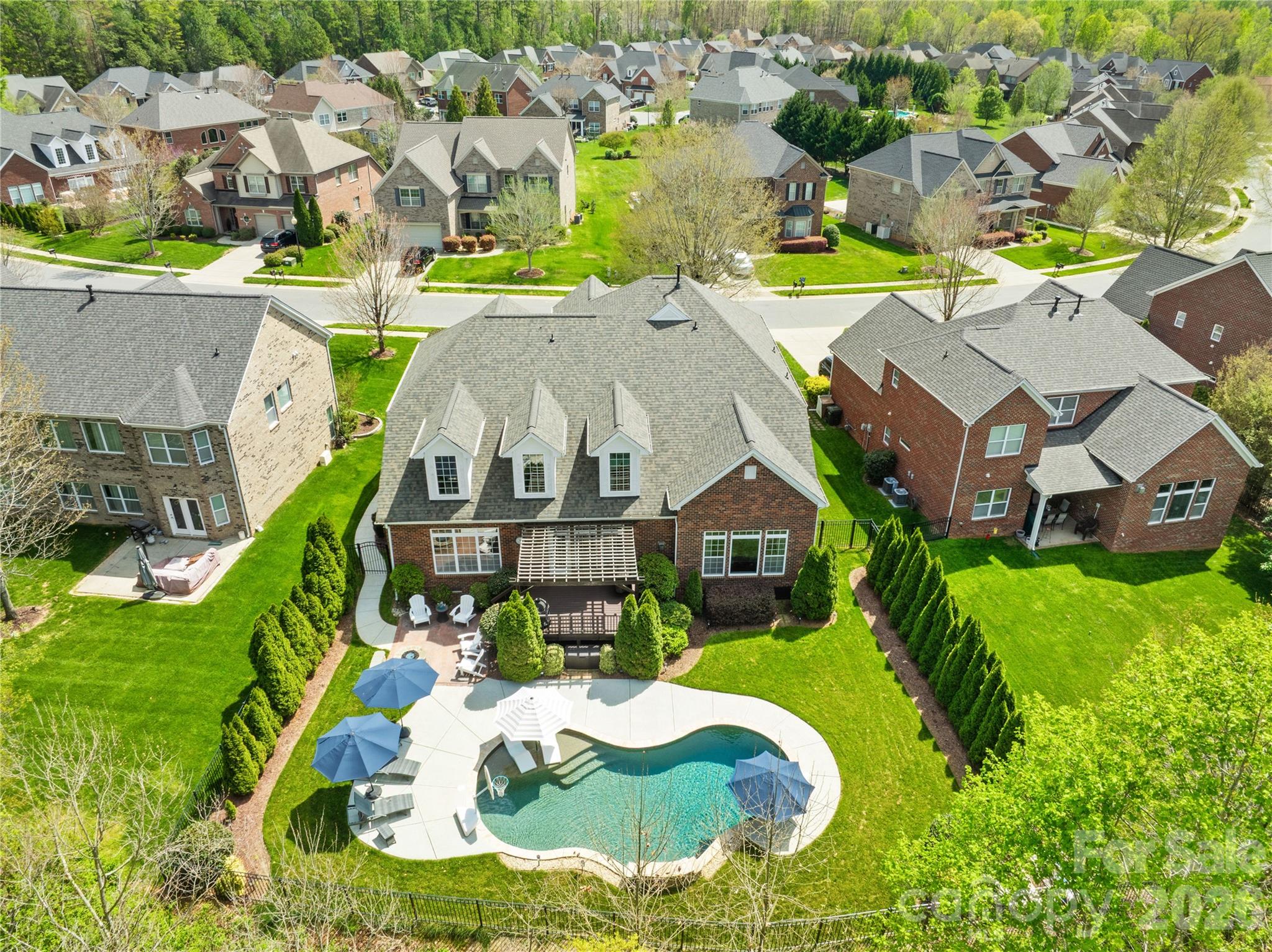 8416 Fairgreen Avenue — Waxhaw