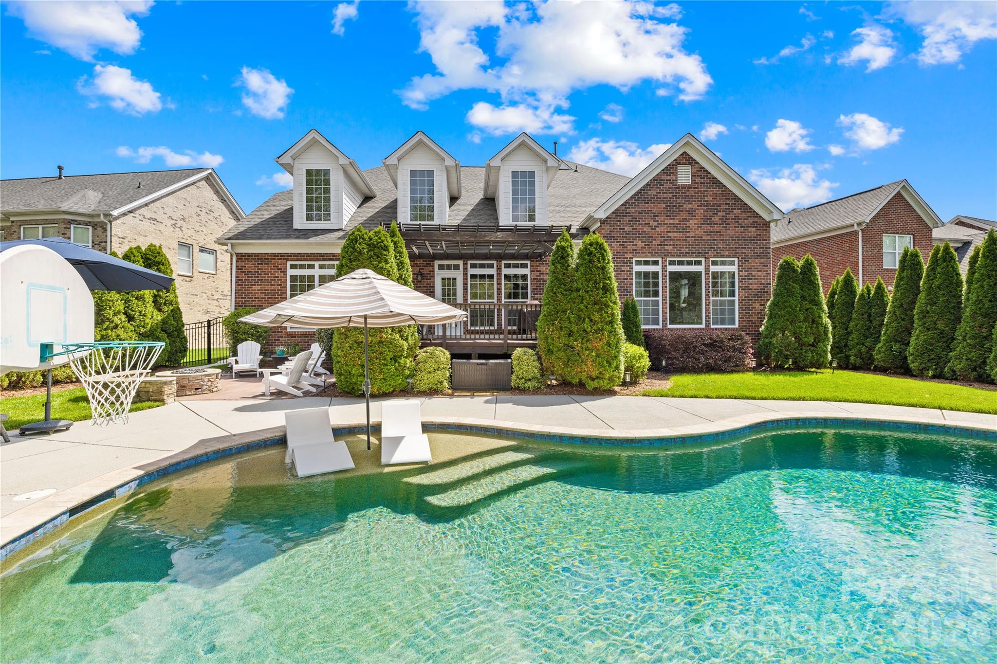 8416 Fairgreen Avenue — Waxhaw