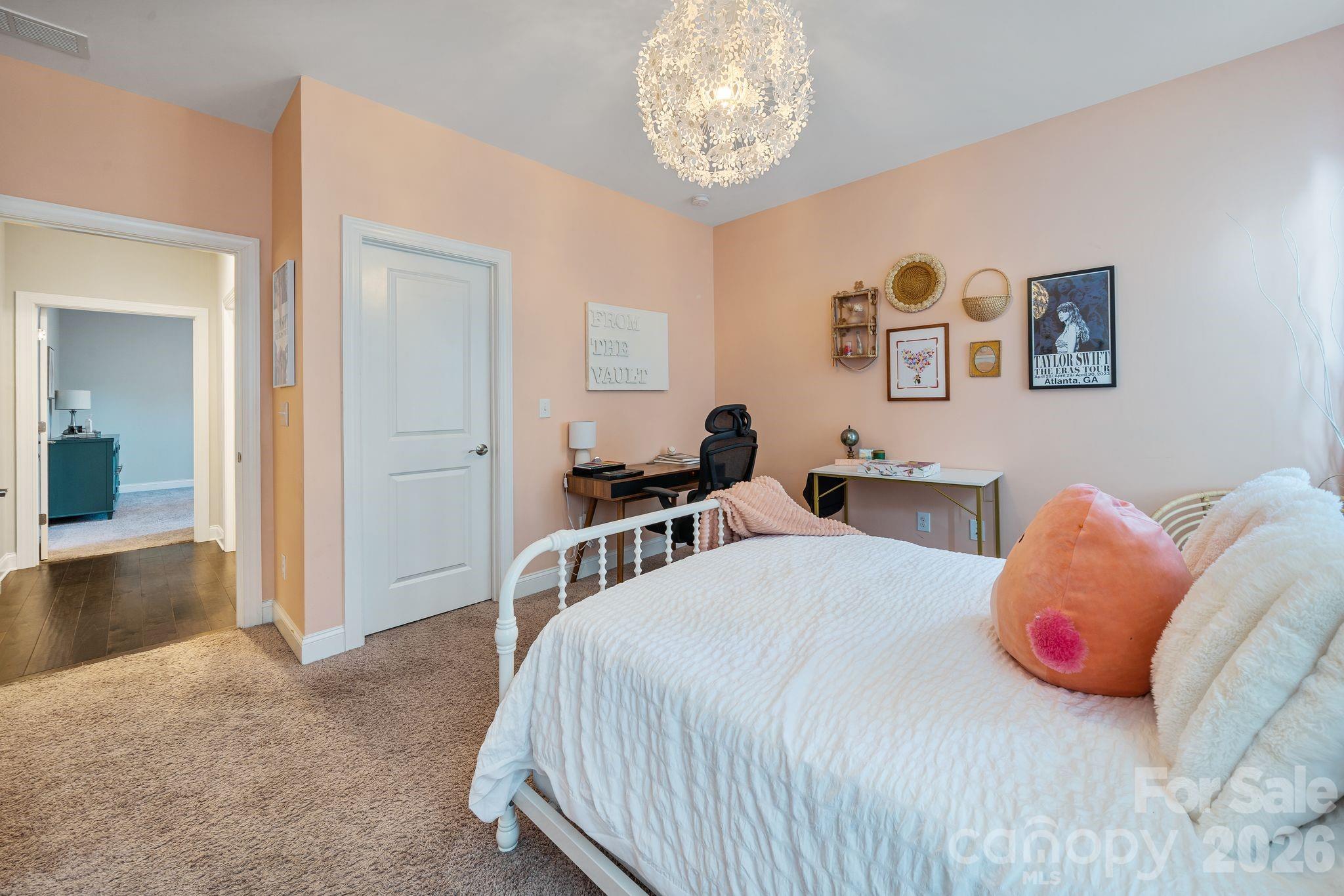 209 Country Lake Drive — Mooresville