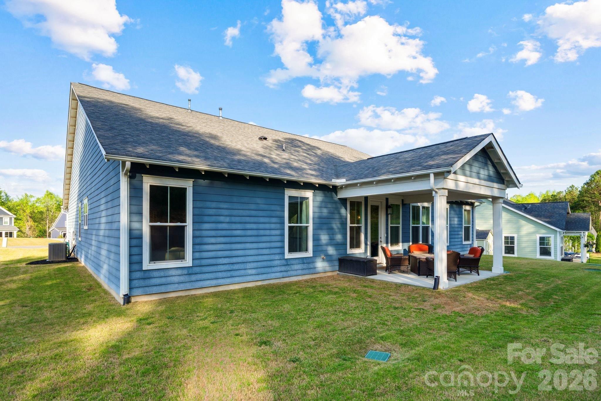 209 Country Lake Drive — Mooresville