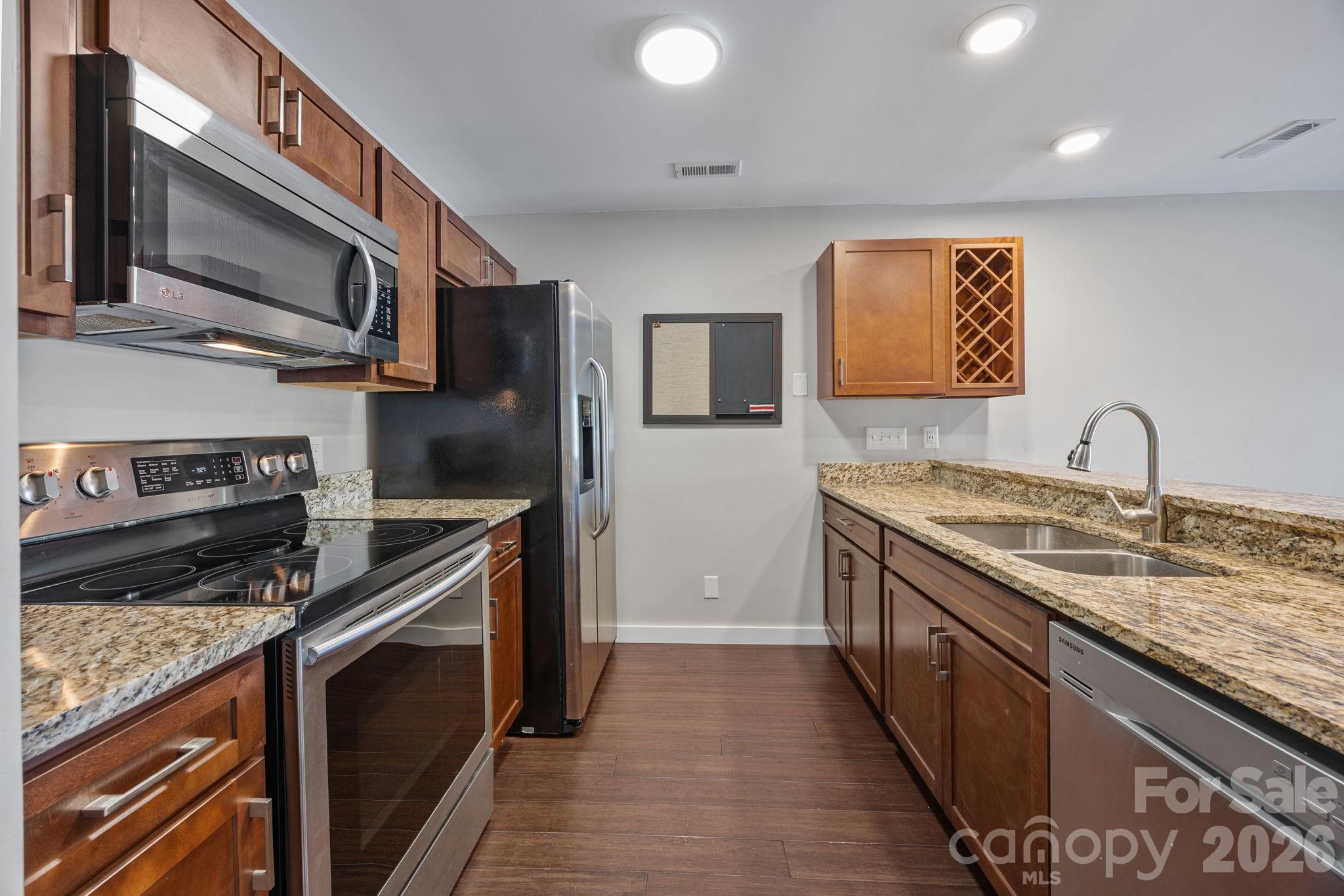 18749 Vineyard Point Lane — Cornelius