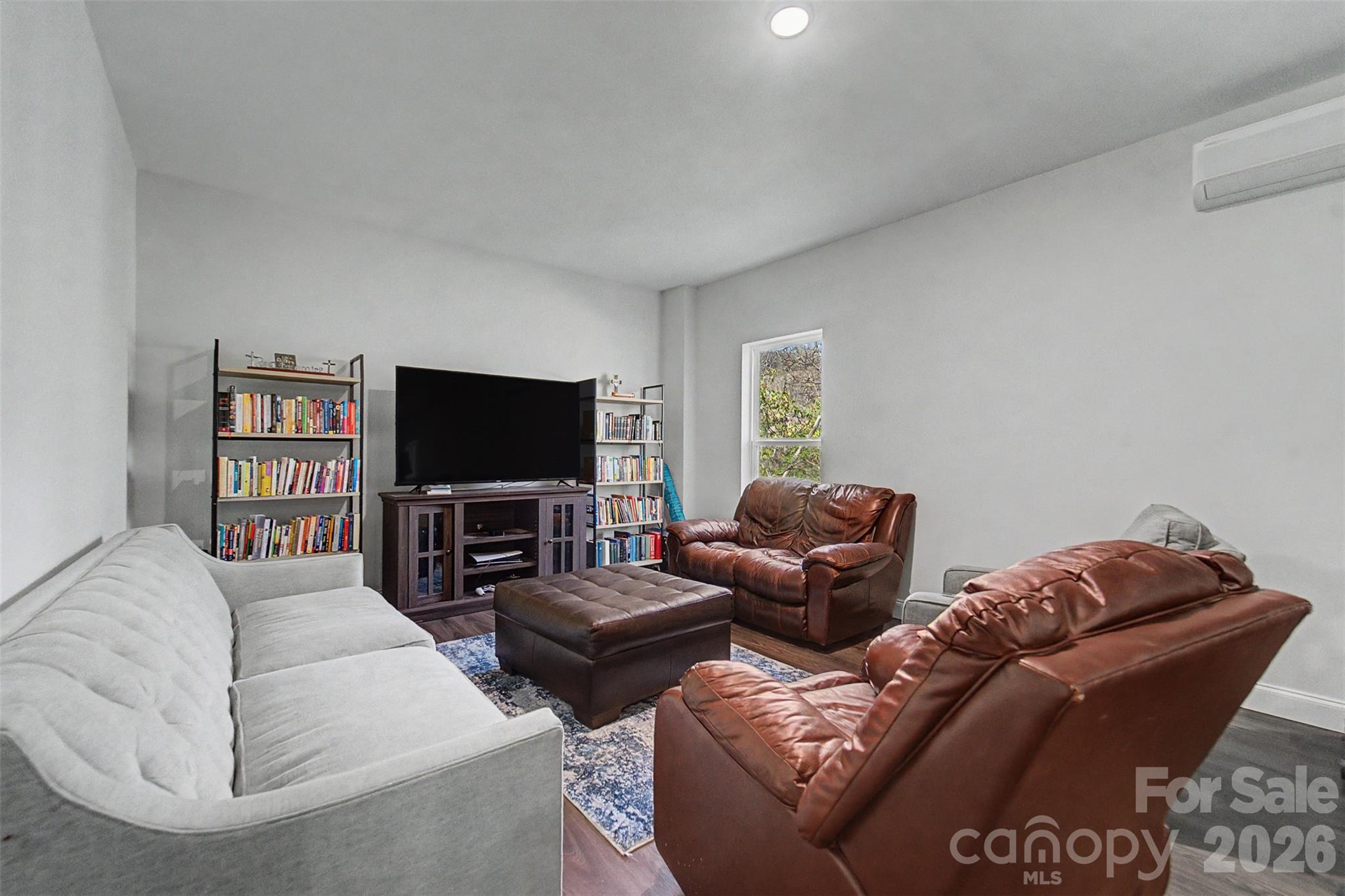 254 Ivory Lane — Sylva
