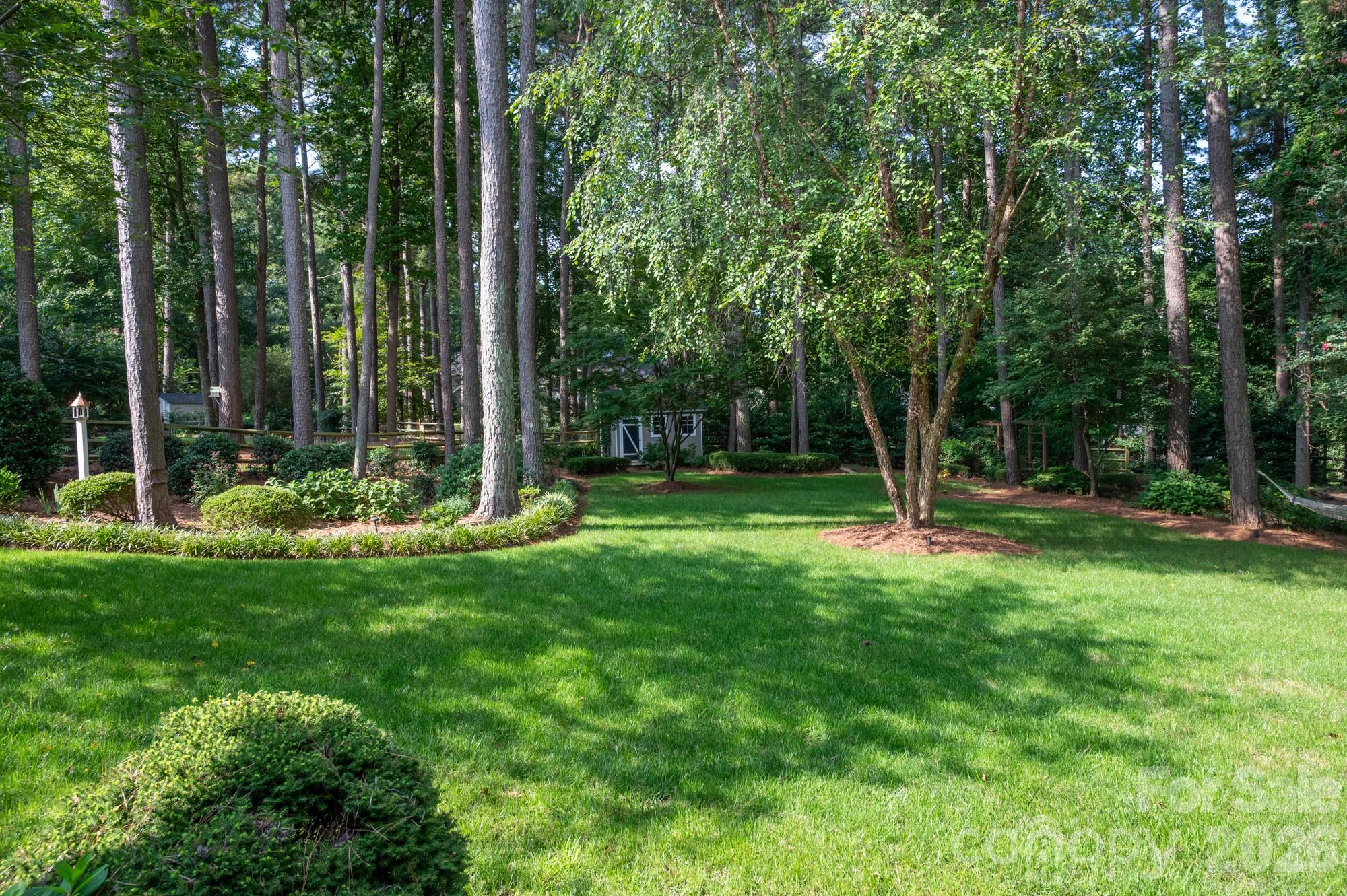 195 Cove Creek Loop — Mooresville