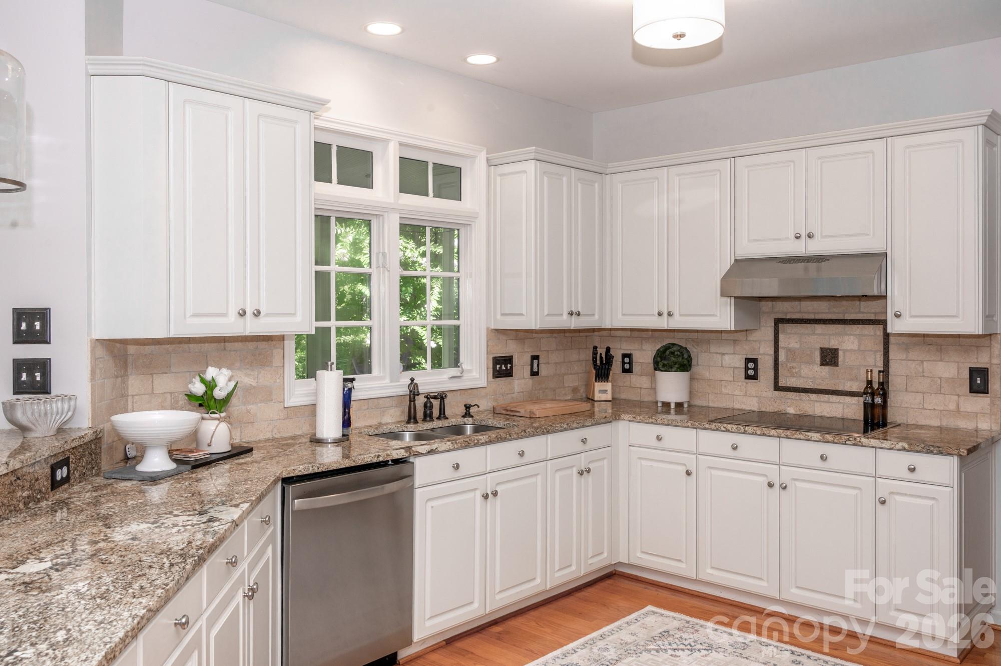 195 Cove Creek Loop — Mooresville