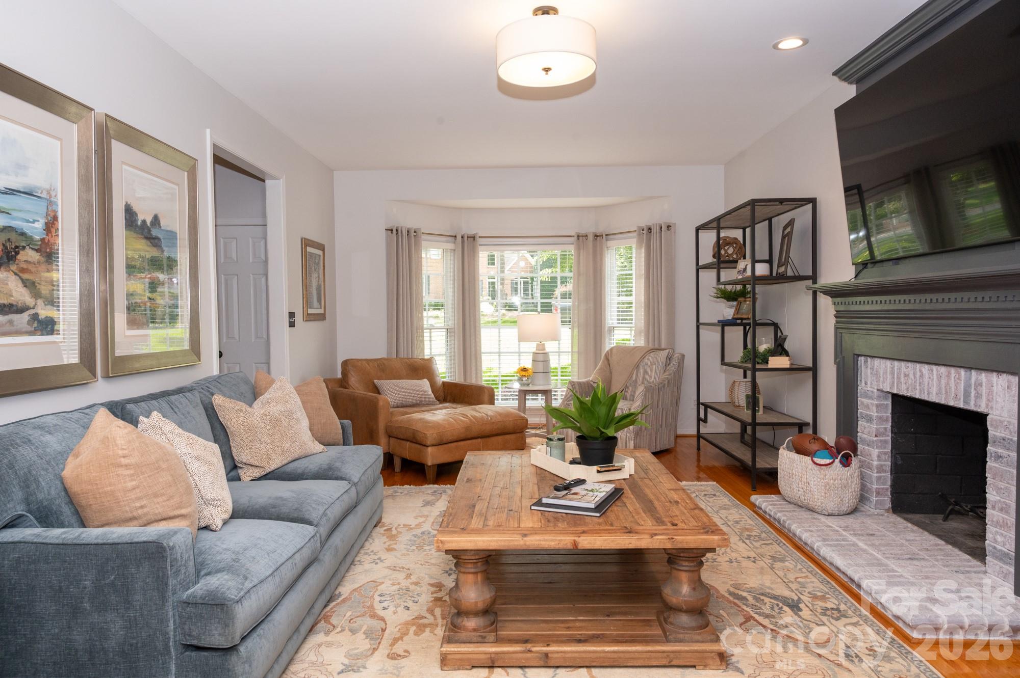 195 Cove Creek Loop — Mooresville