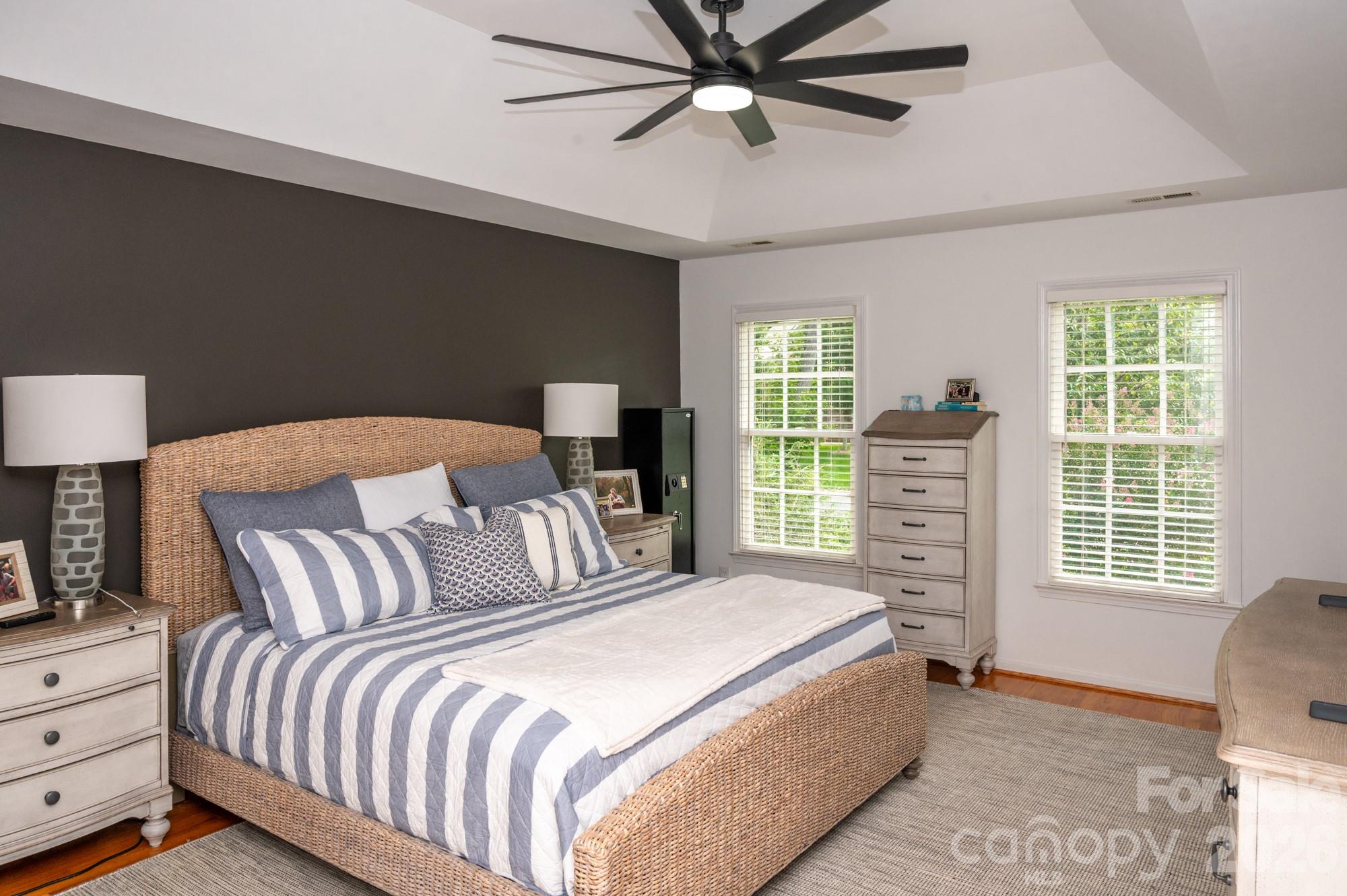 195 Cove Creek Loop — Mooresville