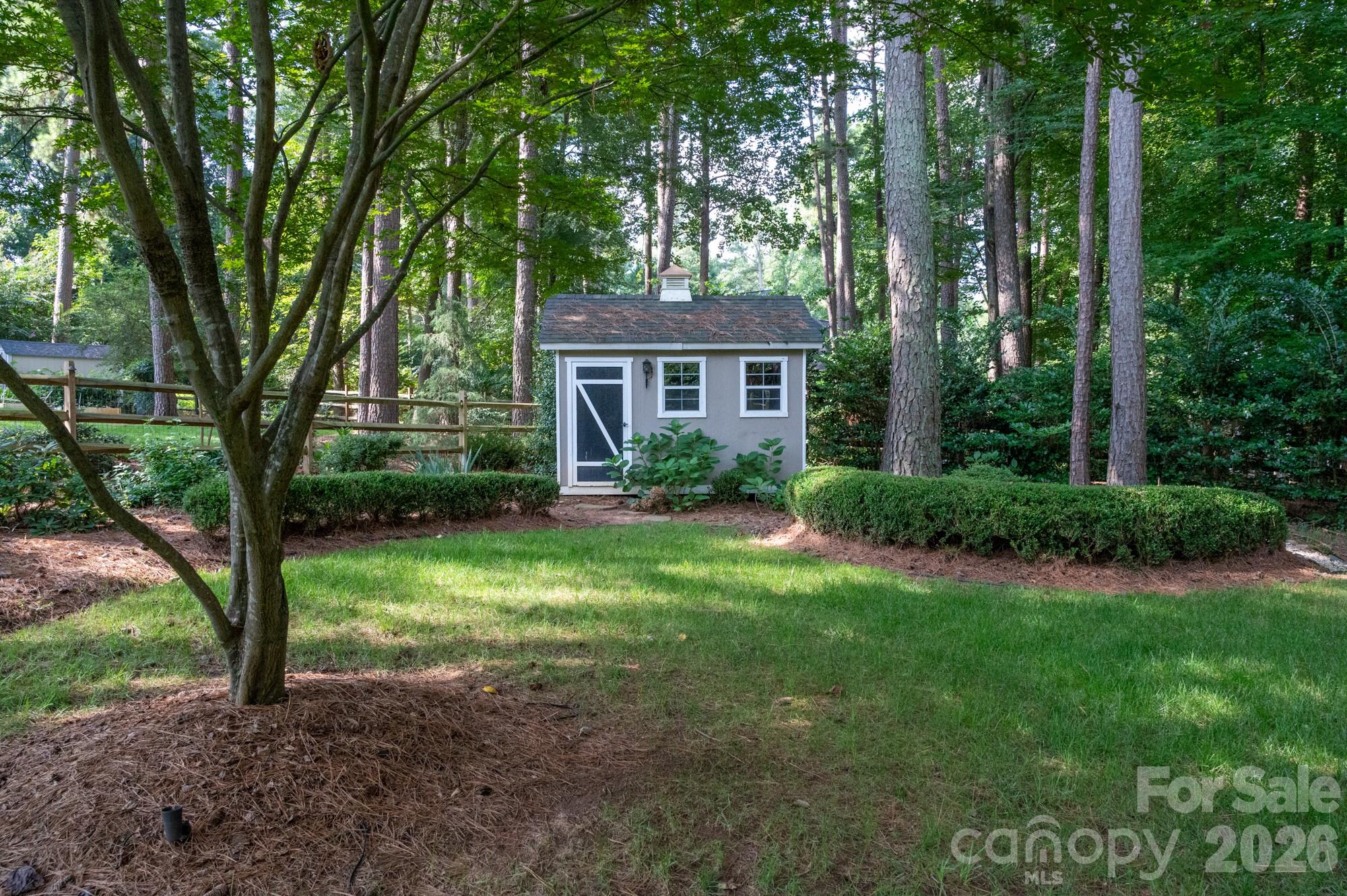 195 Cove Creek Loop — Mooresville