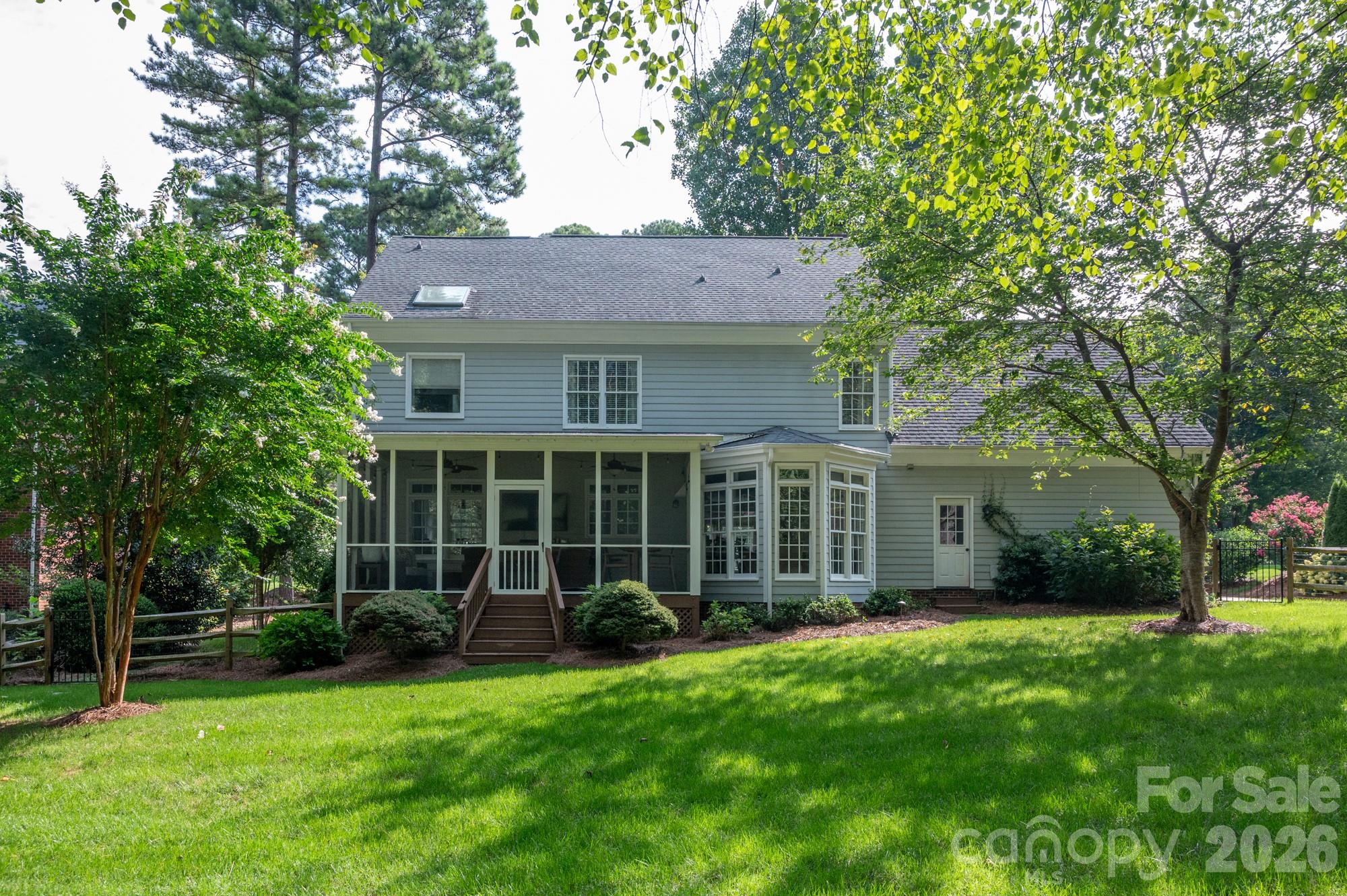 195 Cove Creek Loop — Mooresville