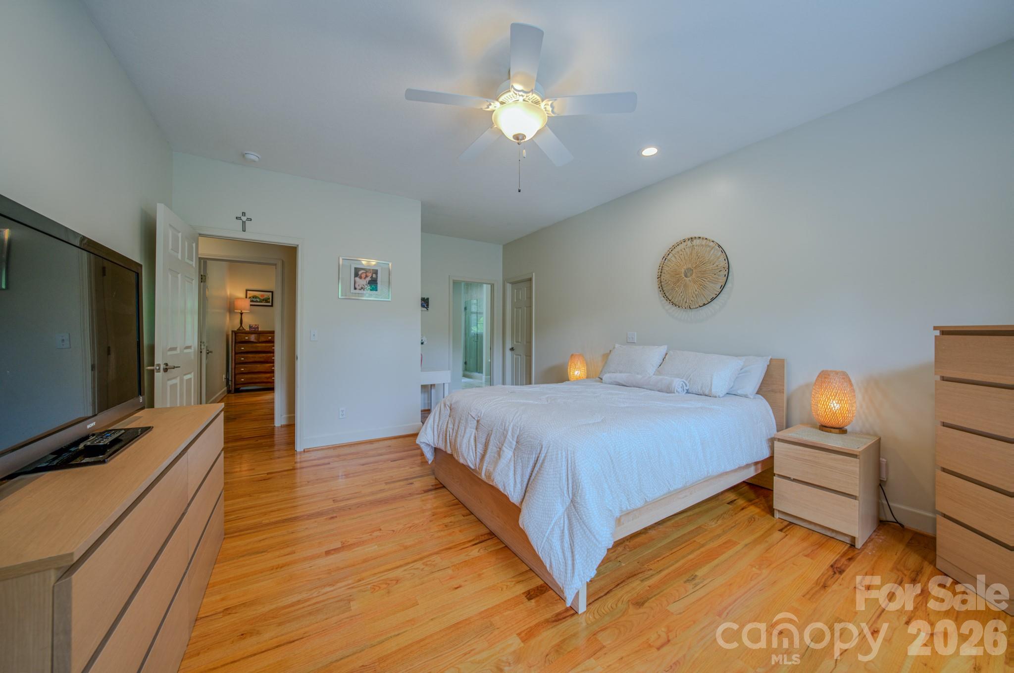 9 Double Eagle Drive — Weaverville