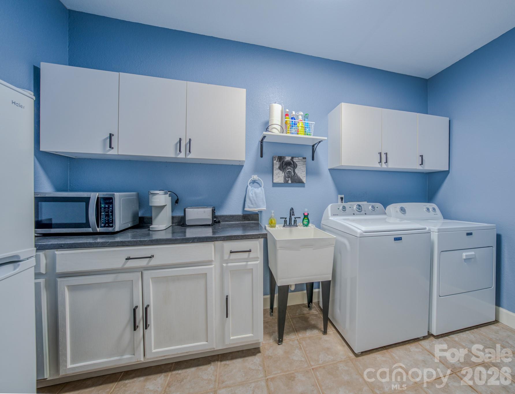 9 Double Eagle Drive — Weaverville