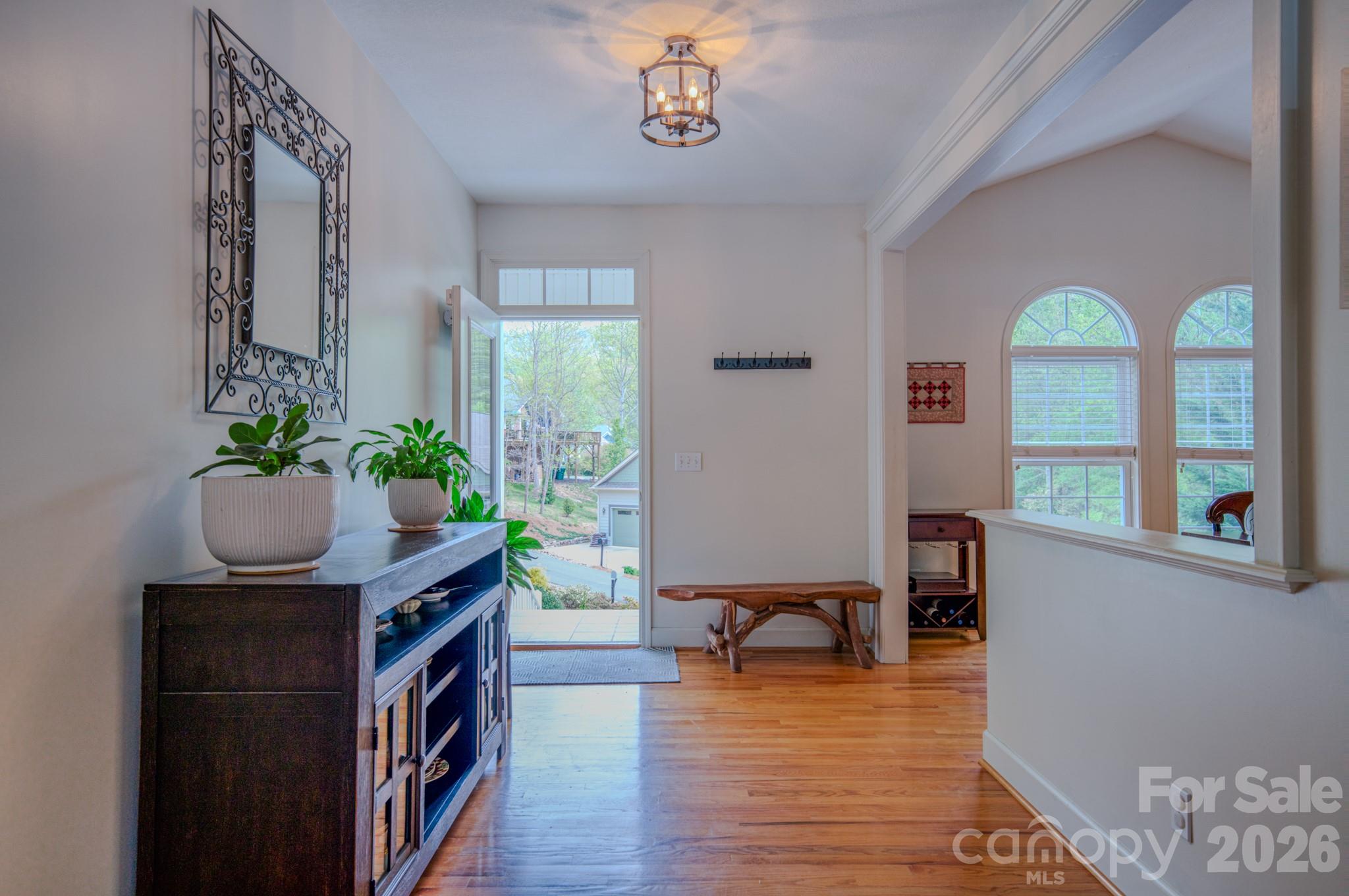 9 Double Eagle Drive — Weaverville