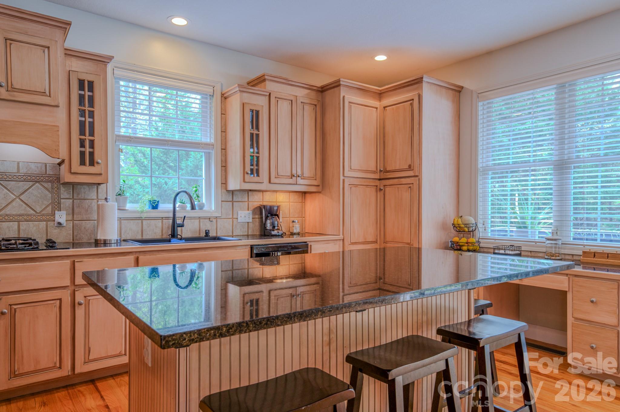 9 Double Eagle Drive — Weaverville