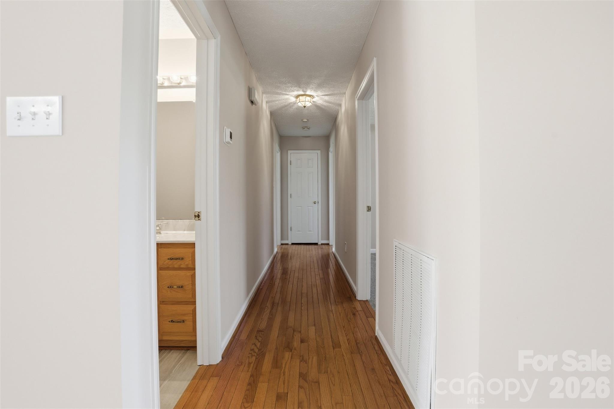 112 Mobeal Lane — Statesville
