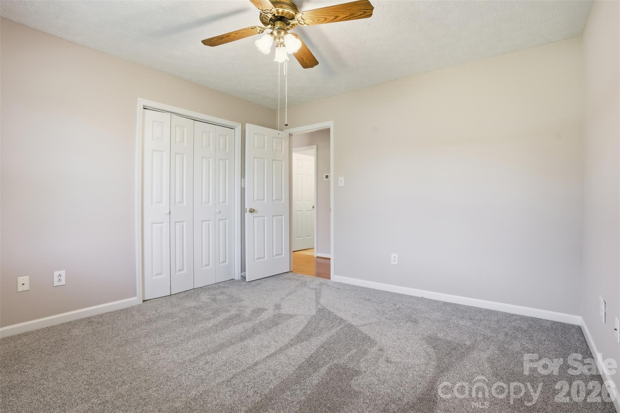 112 Mobeal Lane — Statesville