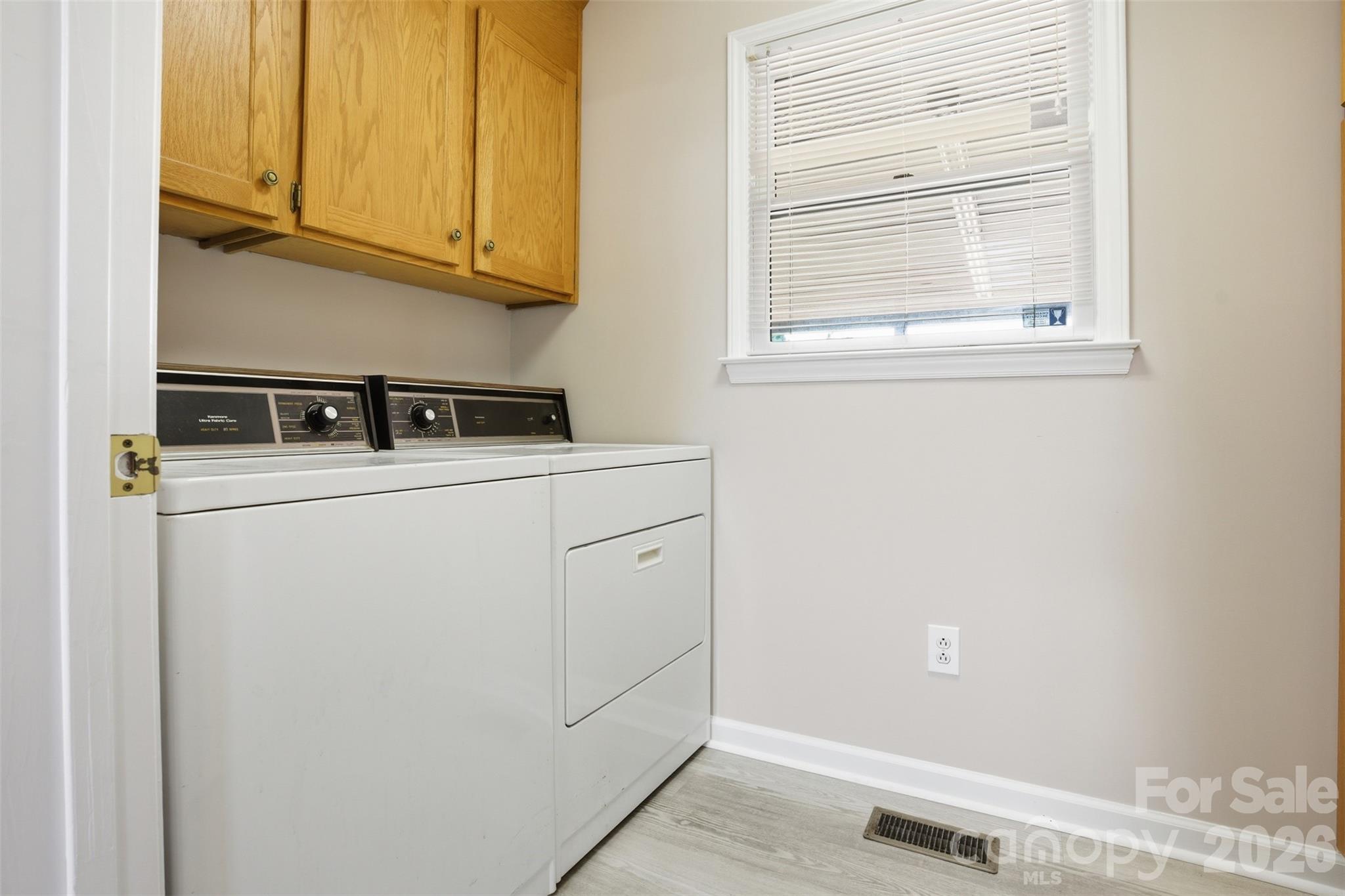 112 Mobeal Lane — Statesville