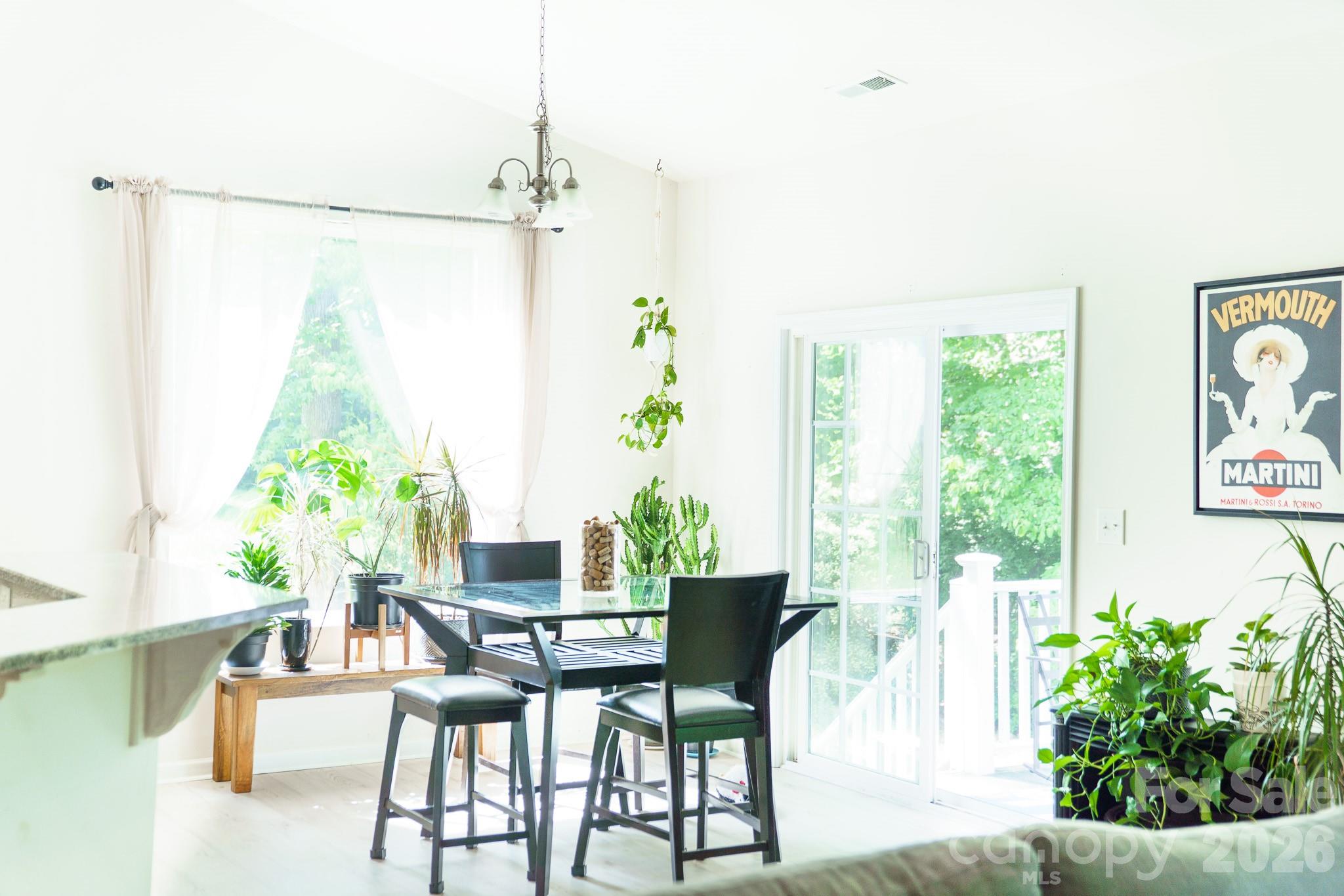 6117 Robert Street — Huntersville