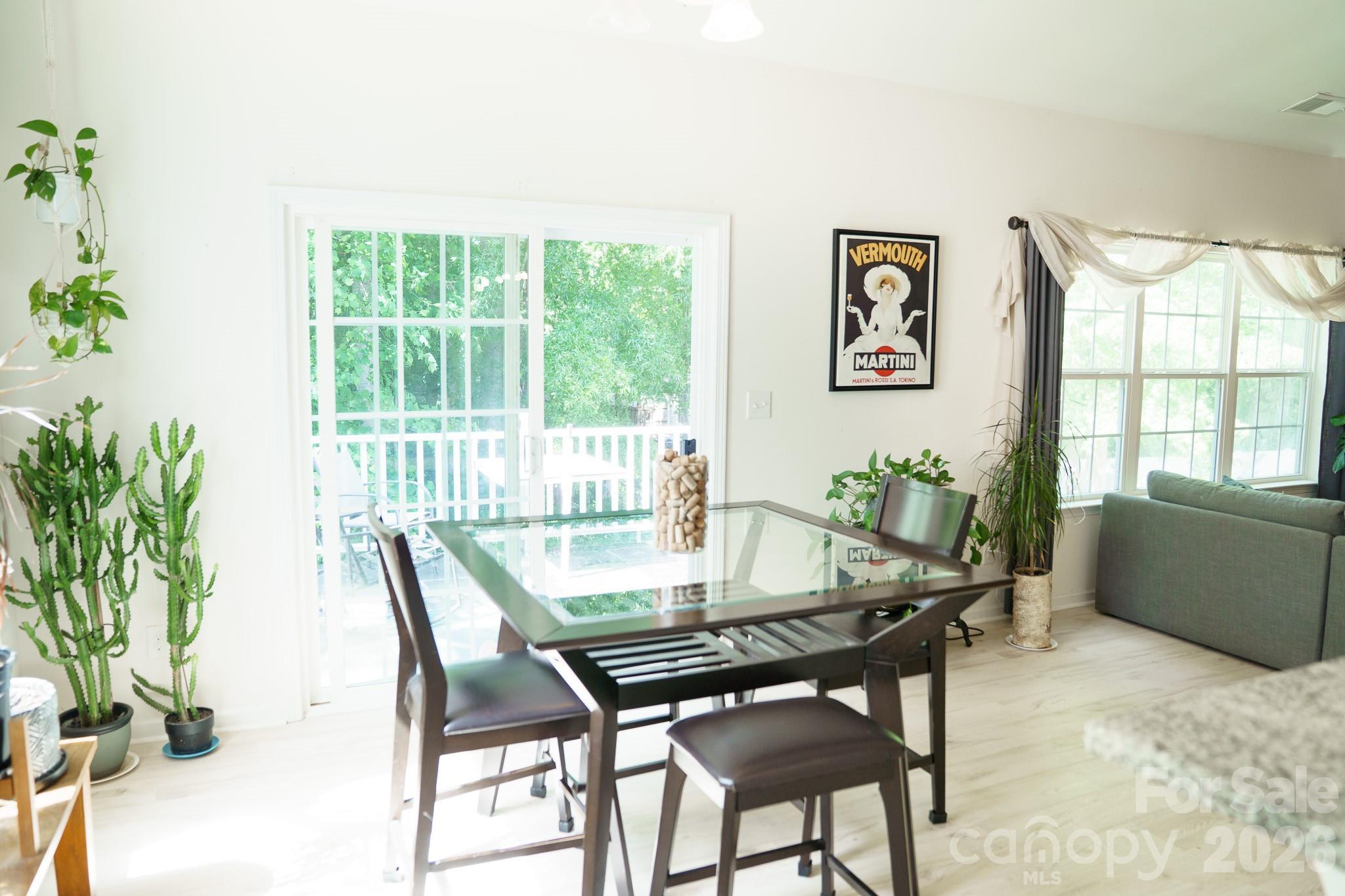 6117 Robert Street — Huntersville