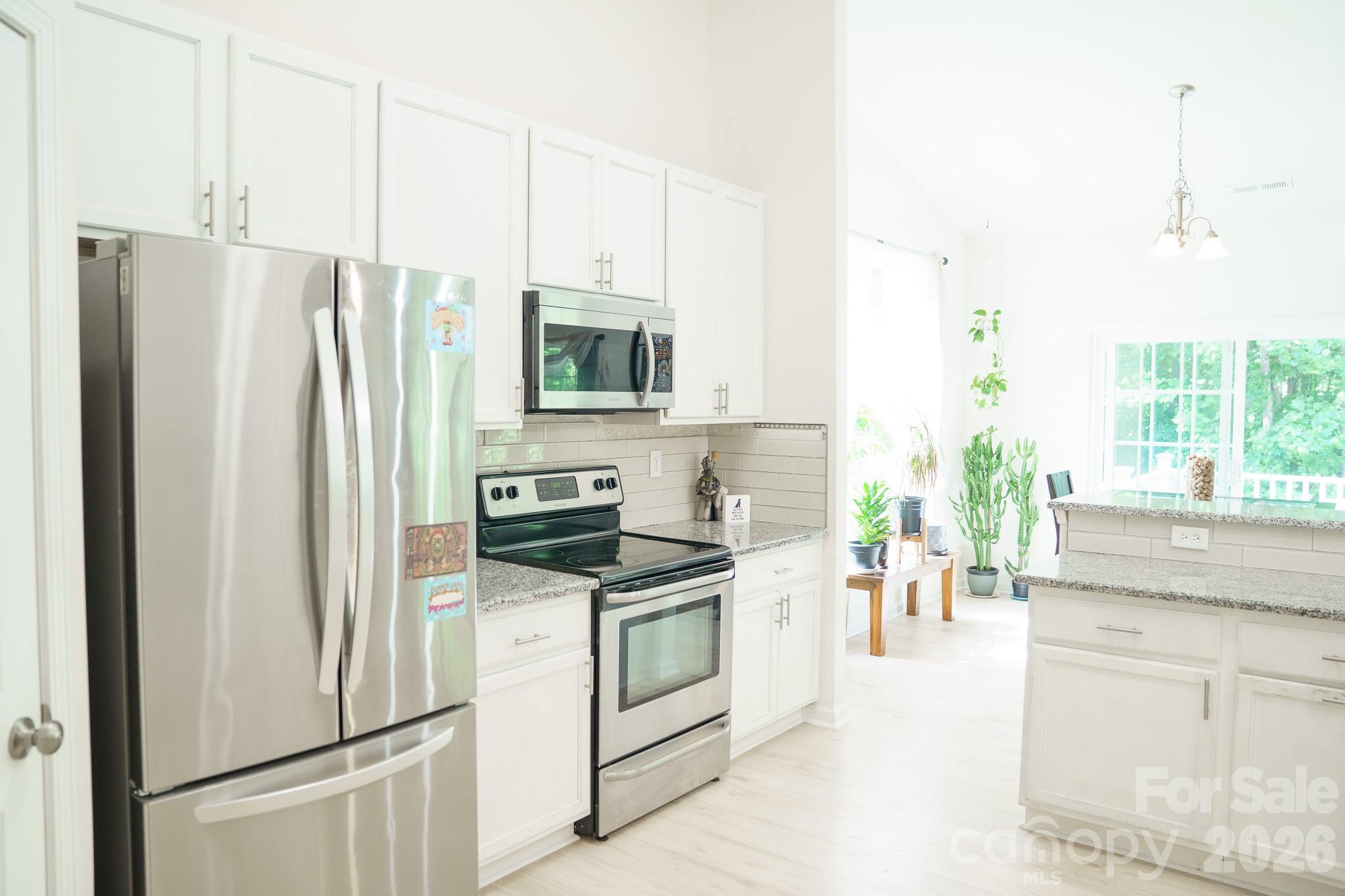 6117 Robert Street — Huntersville