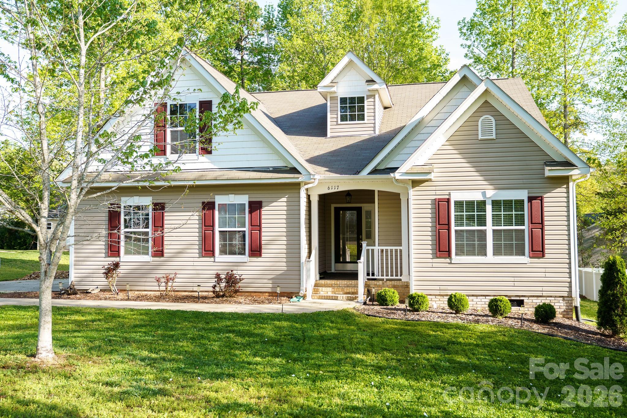 6117 Robert Street — Huntersville