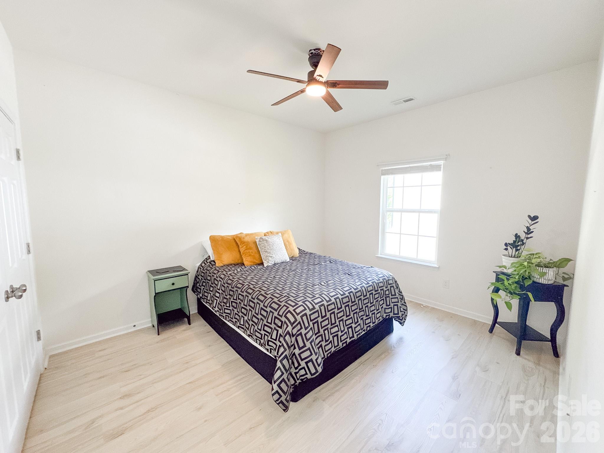 6117 Robert Street — Huntersville