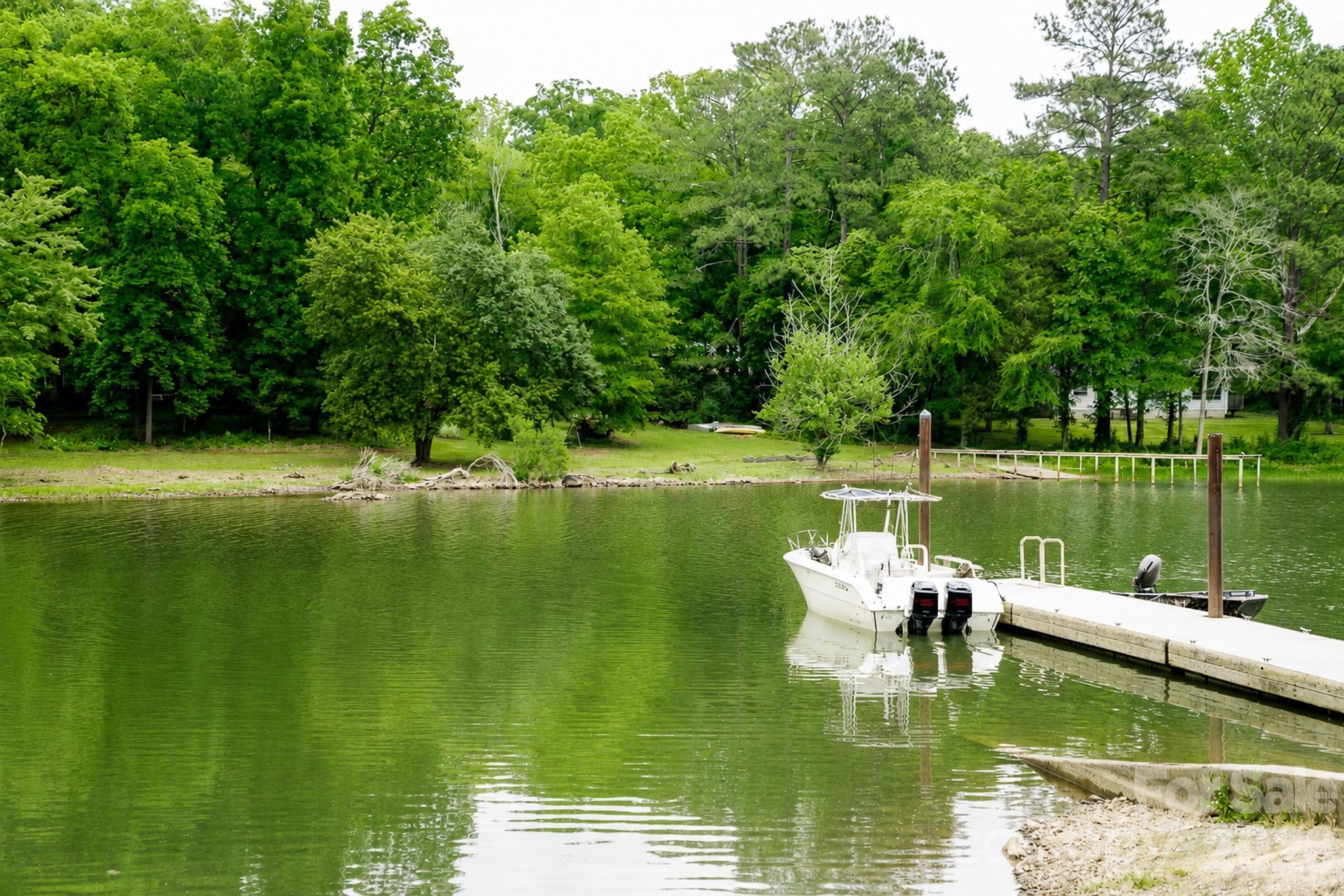 6117 Robert Street — Huntersville