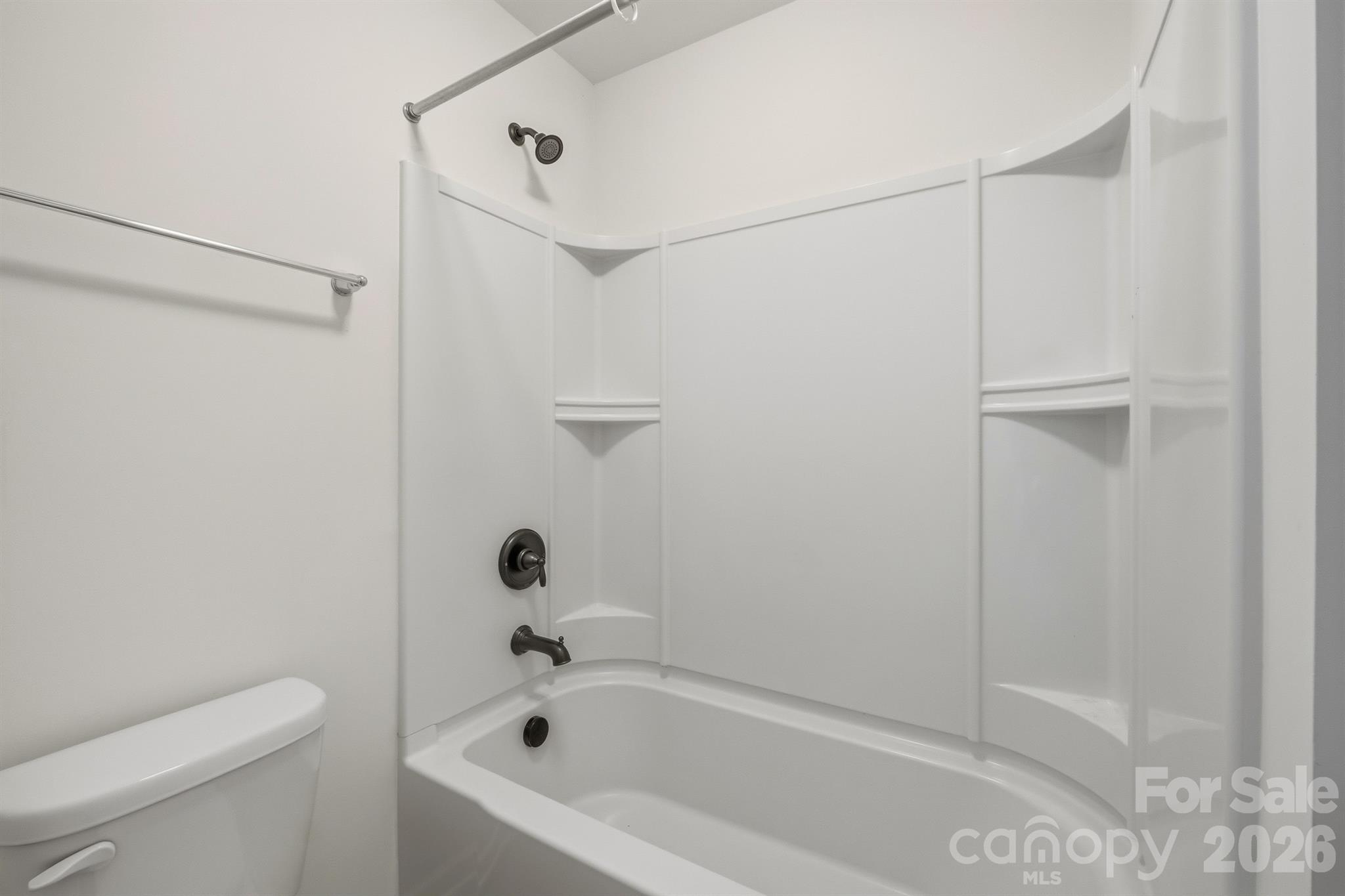 106 E Heart Pine Lane — Statesville