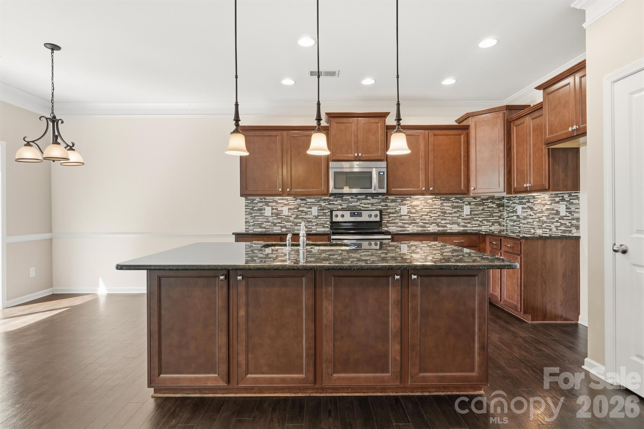106 E Heart Pine Lane — Statesville