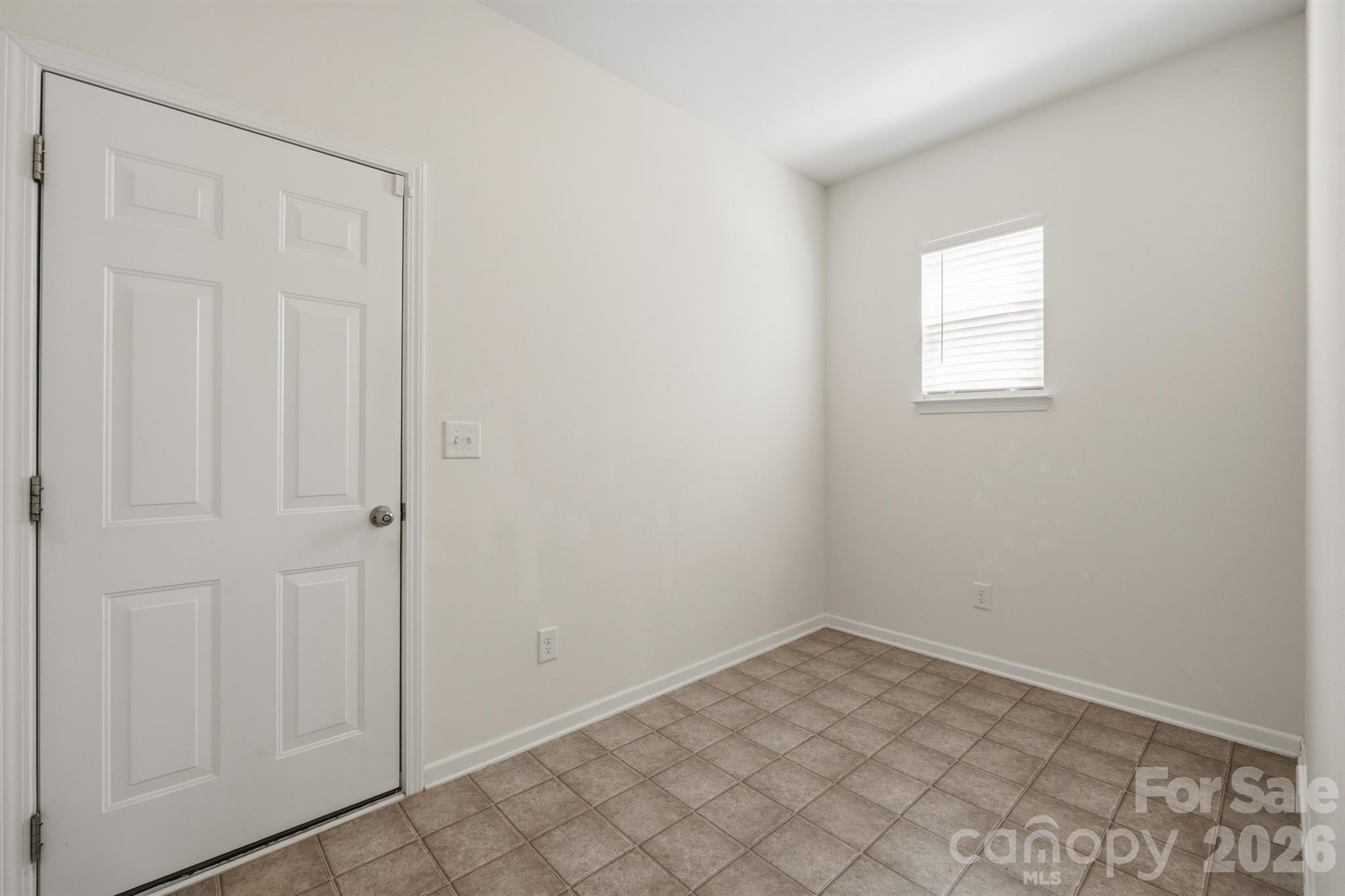106 E Heart Pine Lane — Statesville