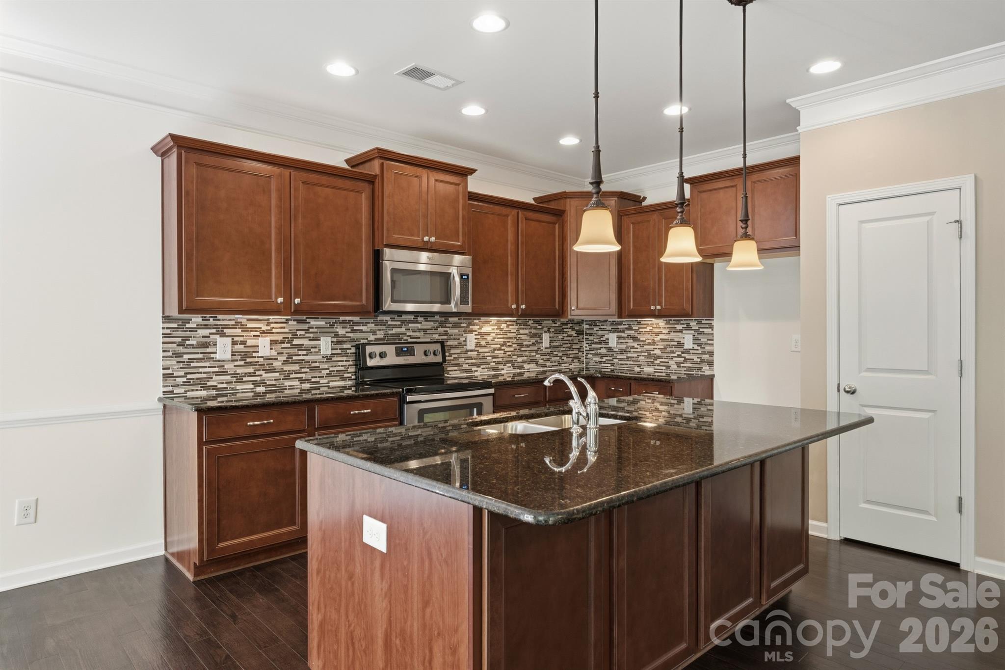 106 E Heart Pine Lane — Statesville