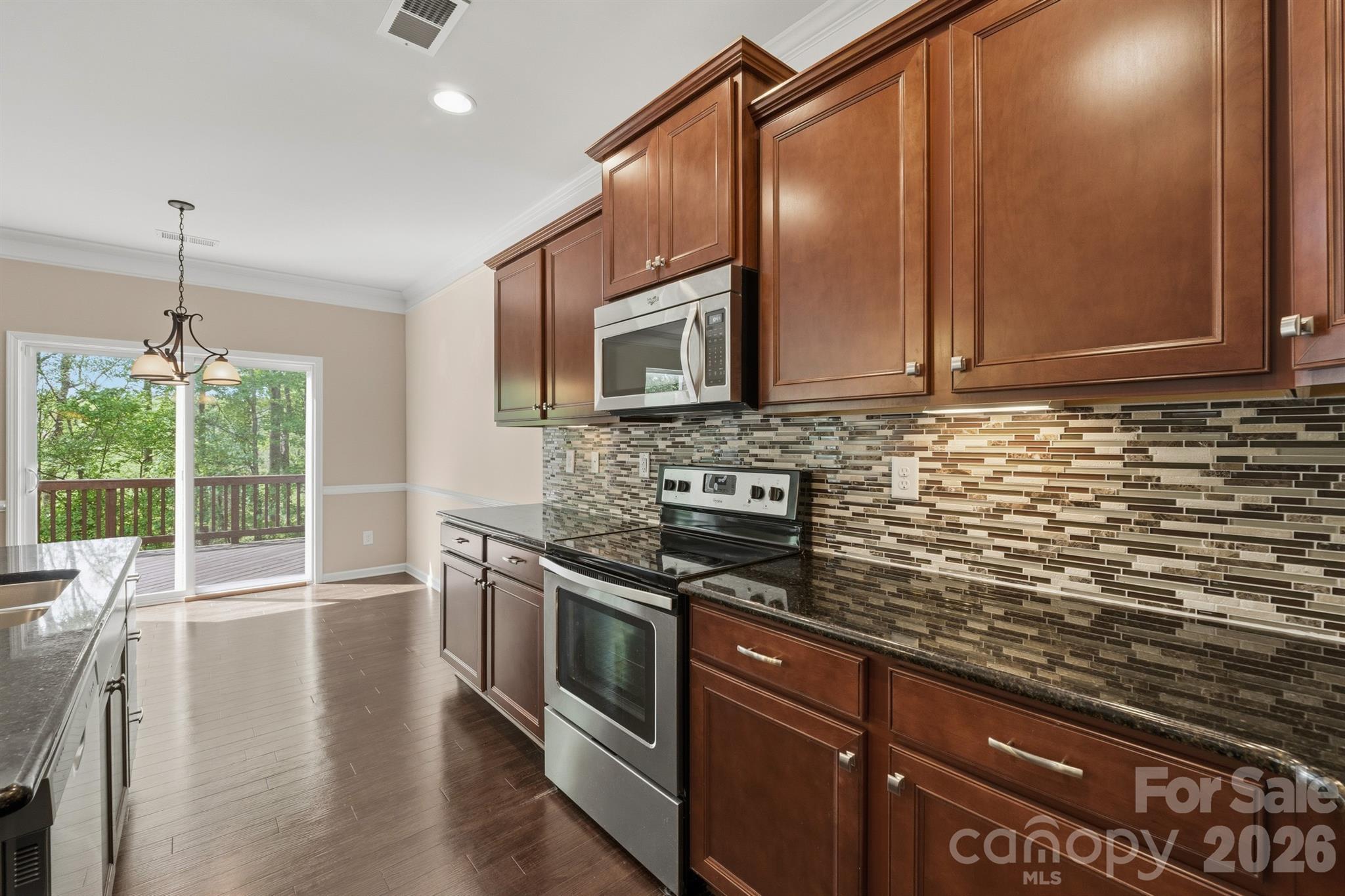 106 E Heart Pine Lane — Statesville