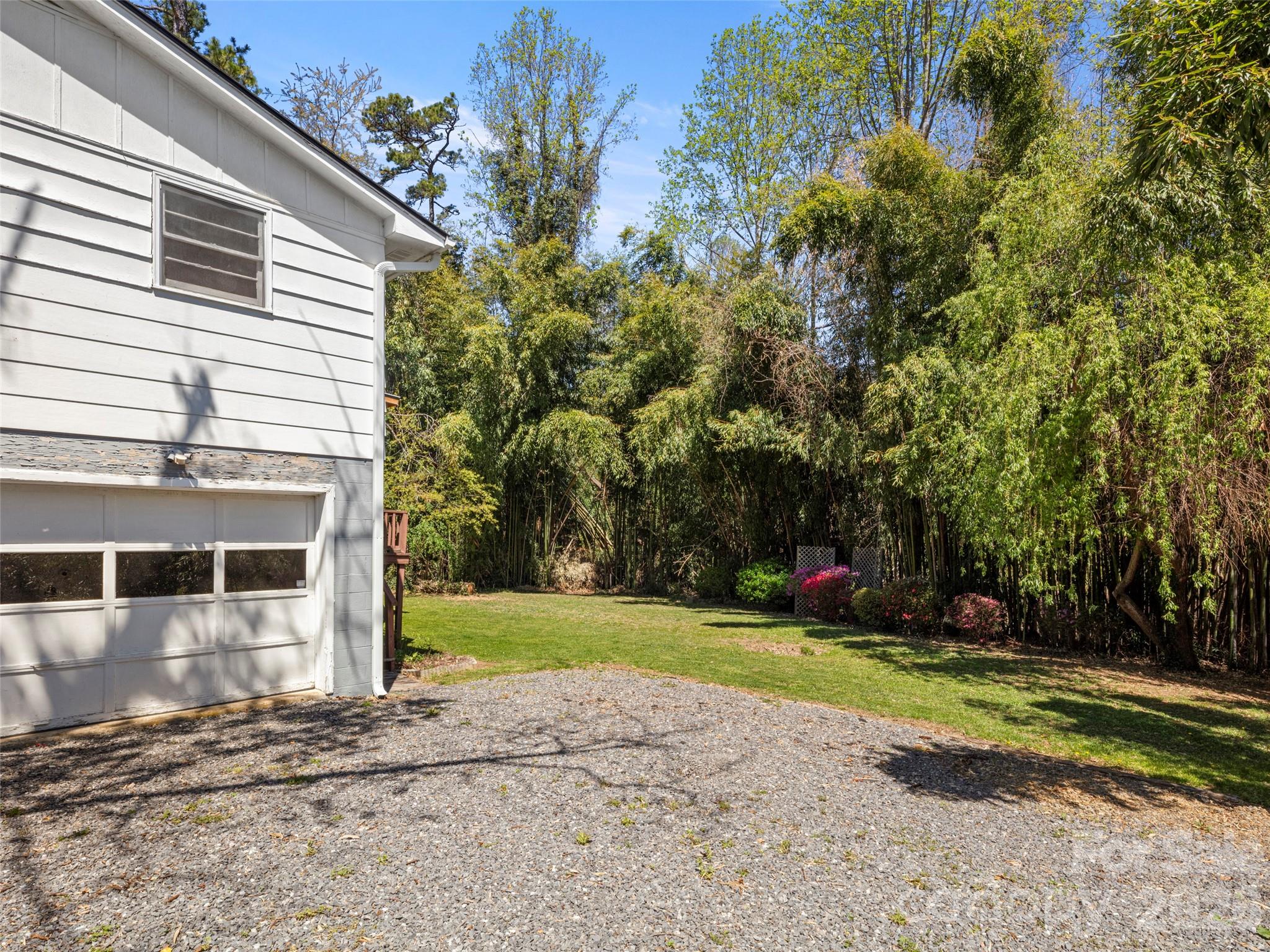 32 Hillendale Road — Asheville