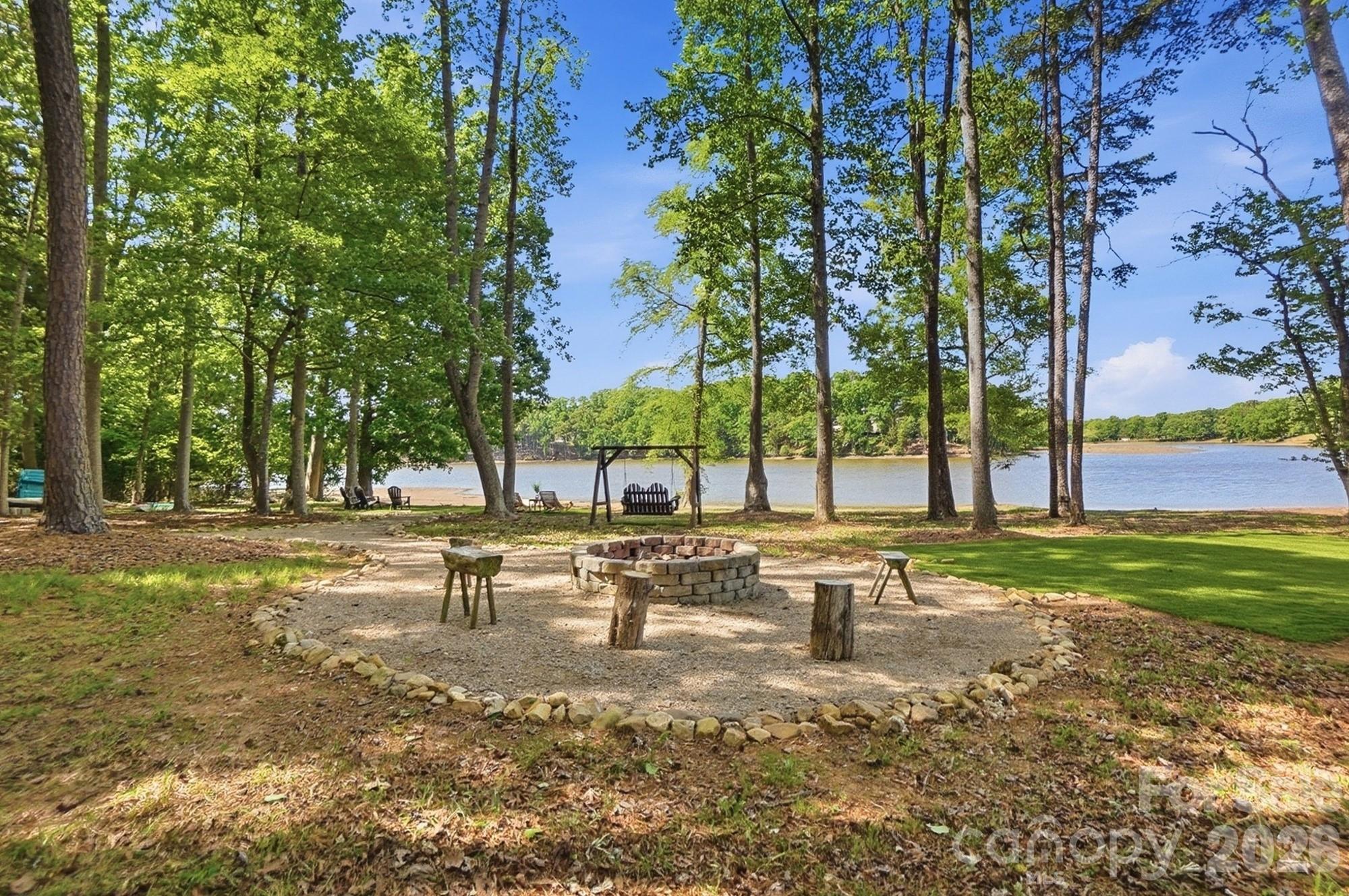 1732 Lake Lee Drive #25 — Monroe