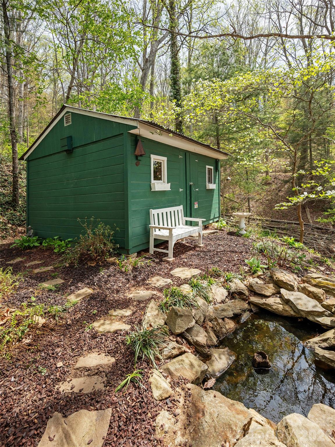 403 Cherokee Road — Asheville