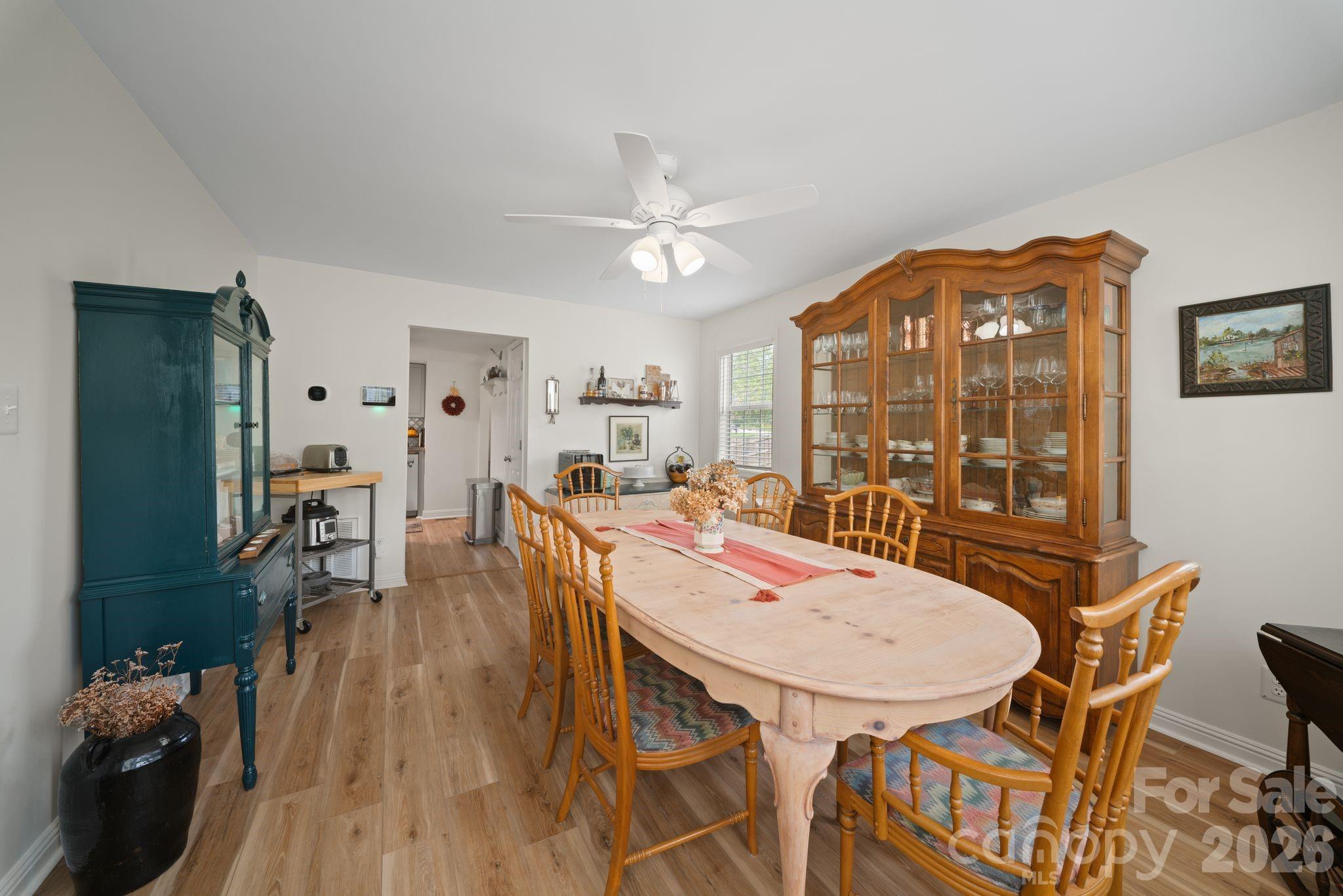 539 Caribou Road — Asheville