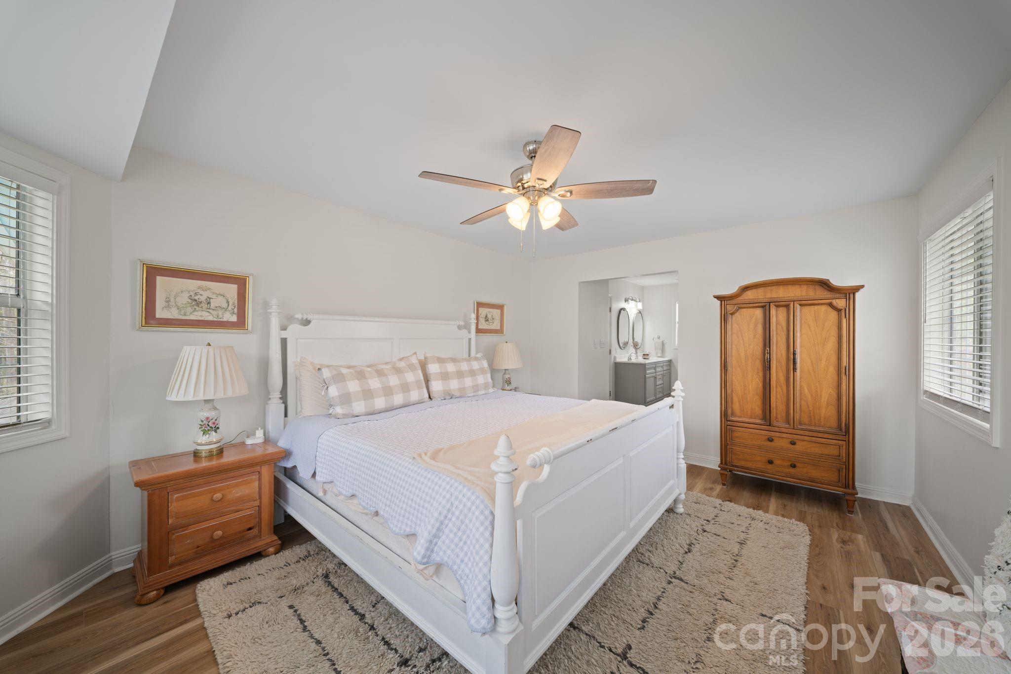 539 Caribou Road — Asheville